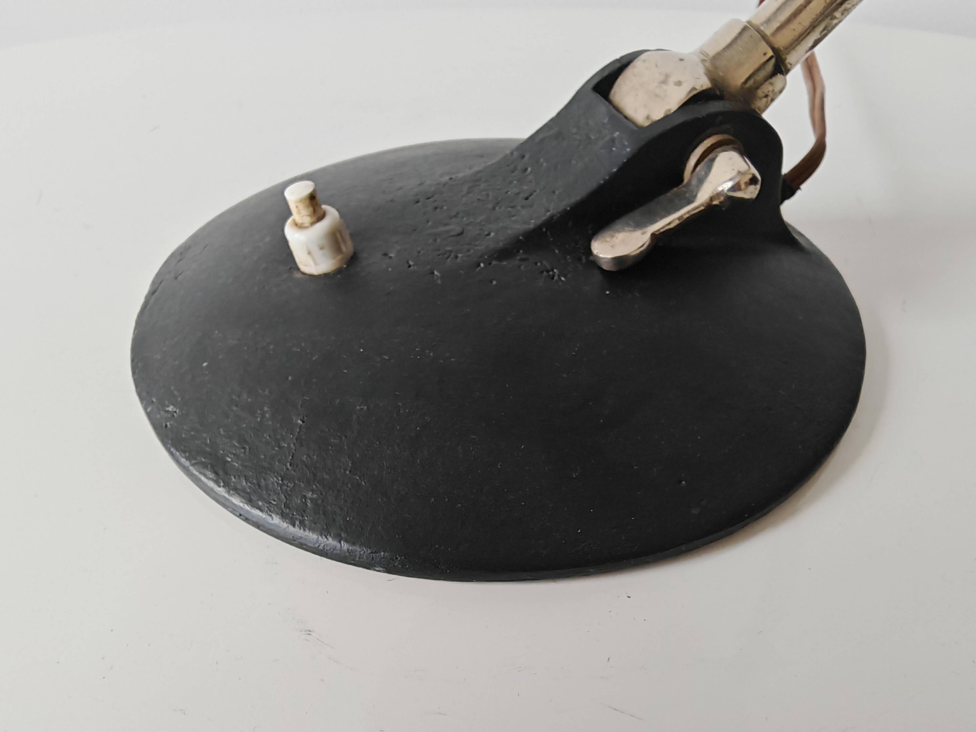 Bauhaus table lamp in wrought iron and steel, 1930s