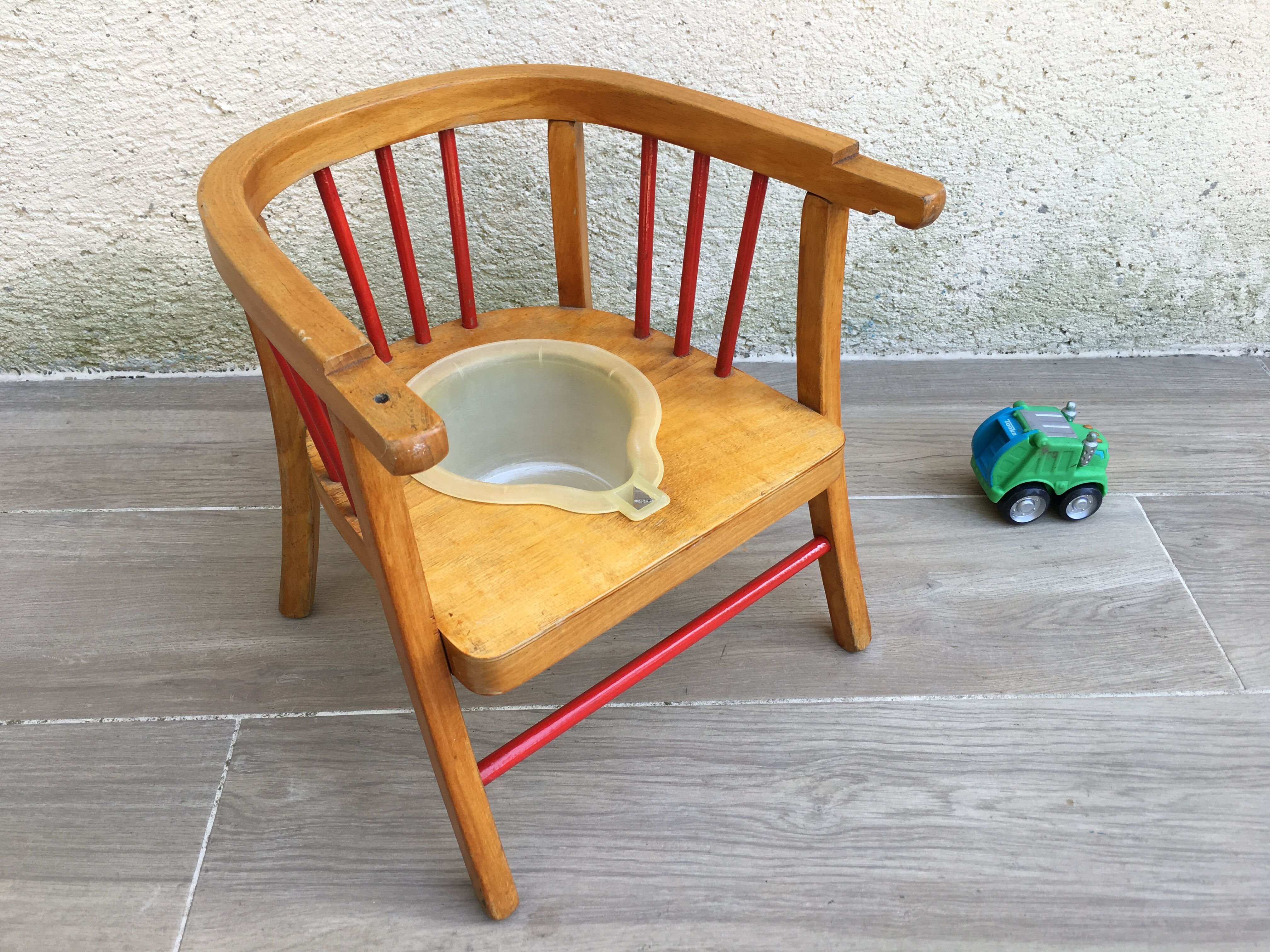 Baumann baby chair