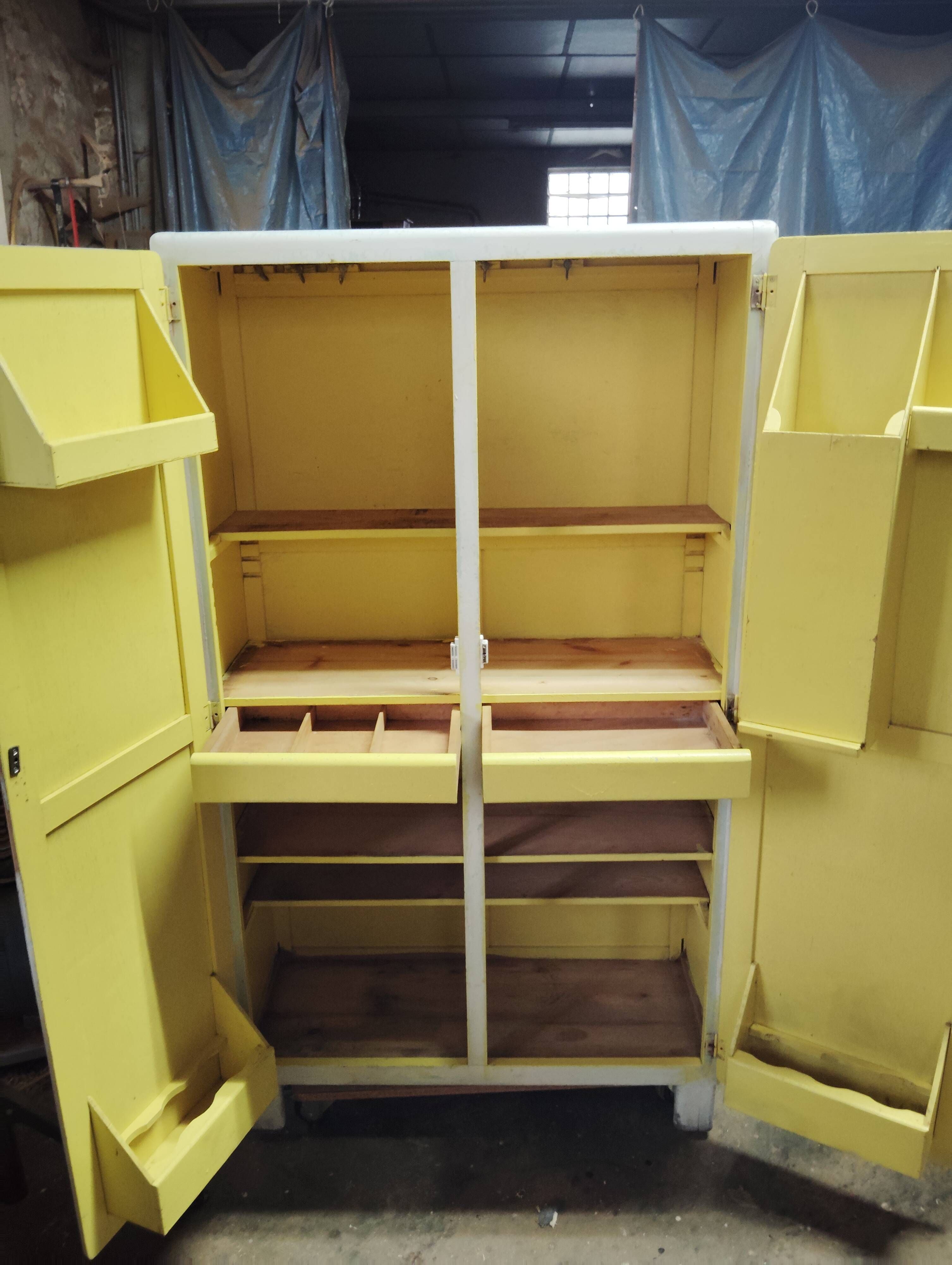 Armoire Parisienne de cuisine