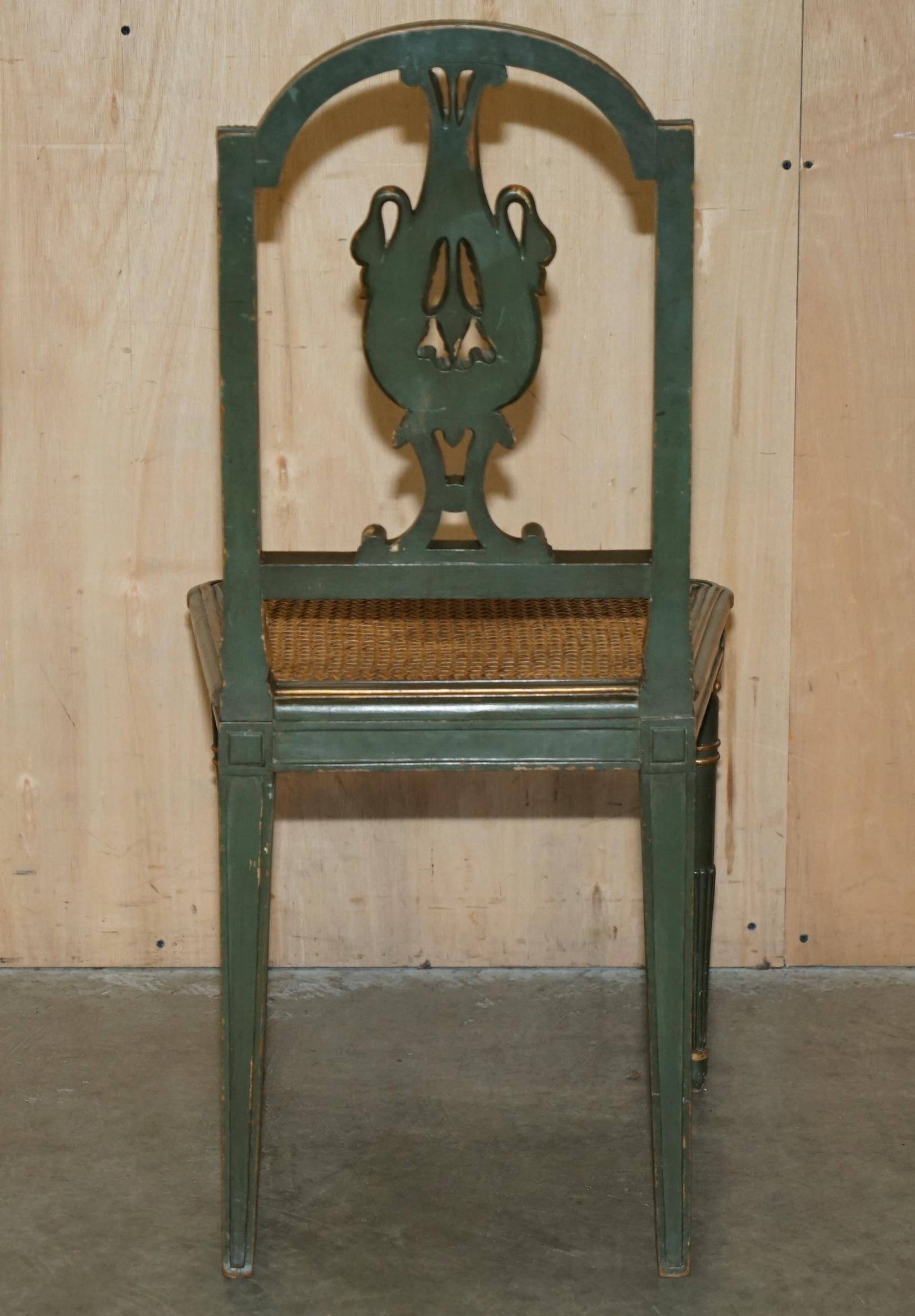 Paire Antique Chaises d'Appoint William Kent Empire Sculptées en Cygne
