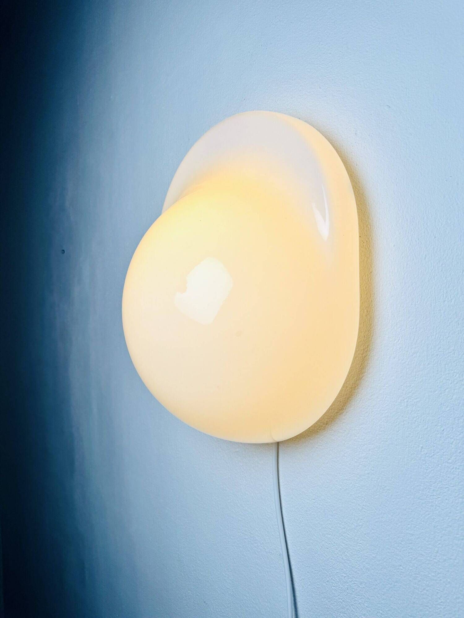Tortue Opaline Glass Wall Lamp By Rodolfo Bonetto For Candle, Italy, 1970S