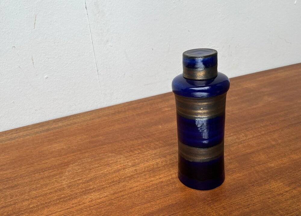 Mid-century German studio pottery bottle vase with lid by Cornelsen Kindermann, 1960s.