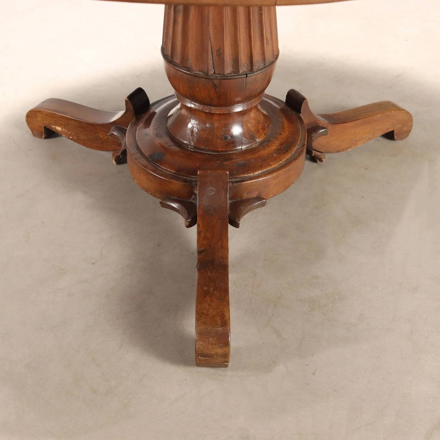 Antique walnut round table with drawers, Italy, 19th century