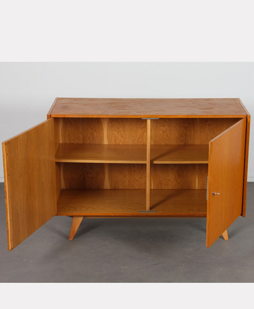 Vintage chest of drawers by Jiroutek for Interier Praha model U-450, 1960