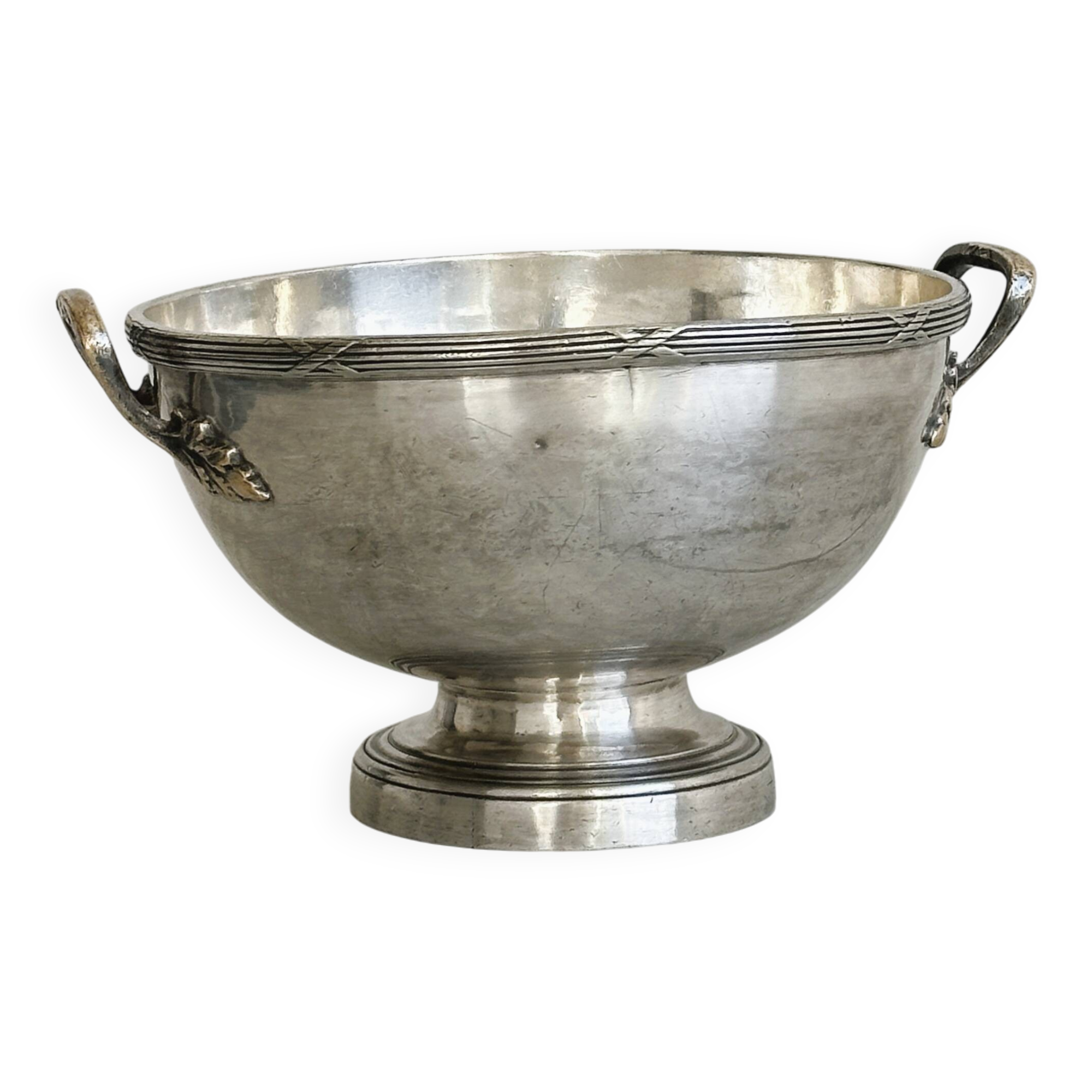 Metal salad bowl on foot