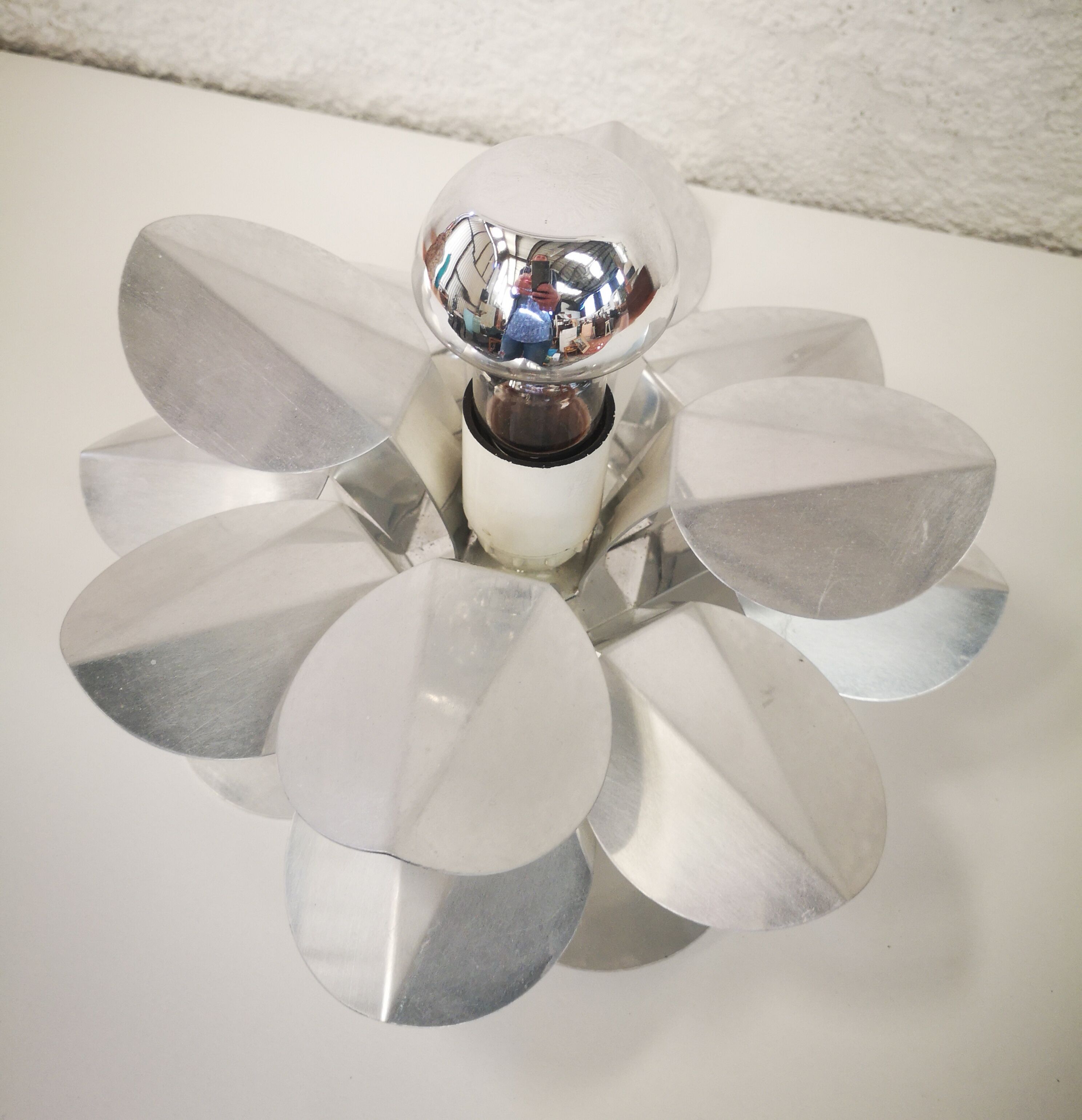 Vintage chromed flower lamp