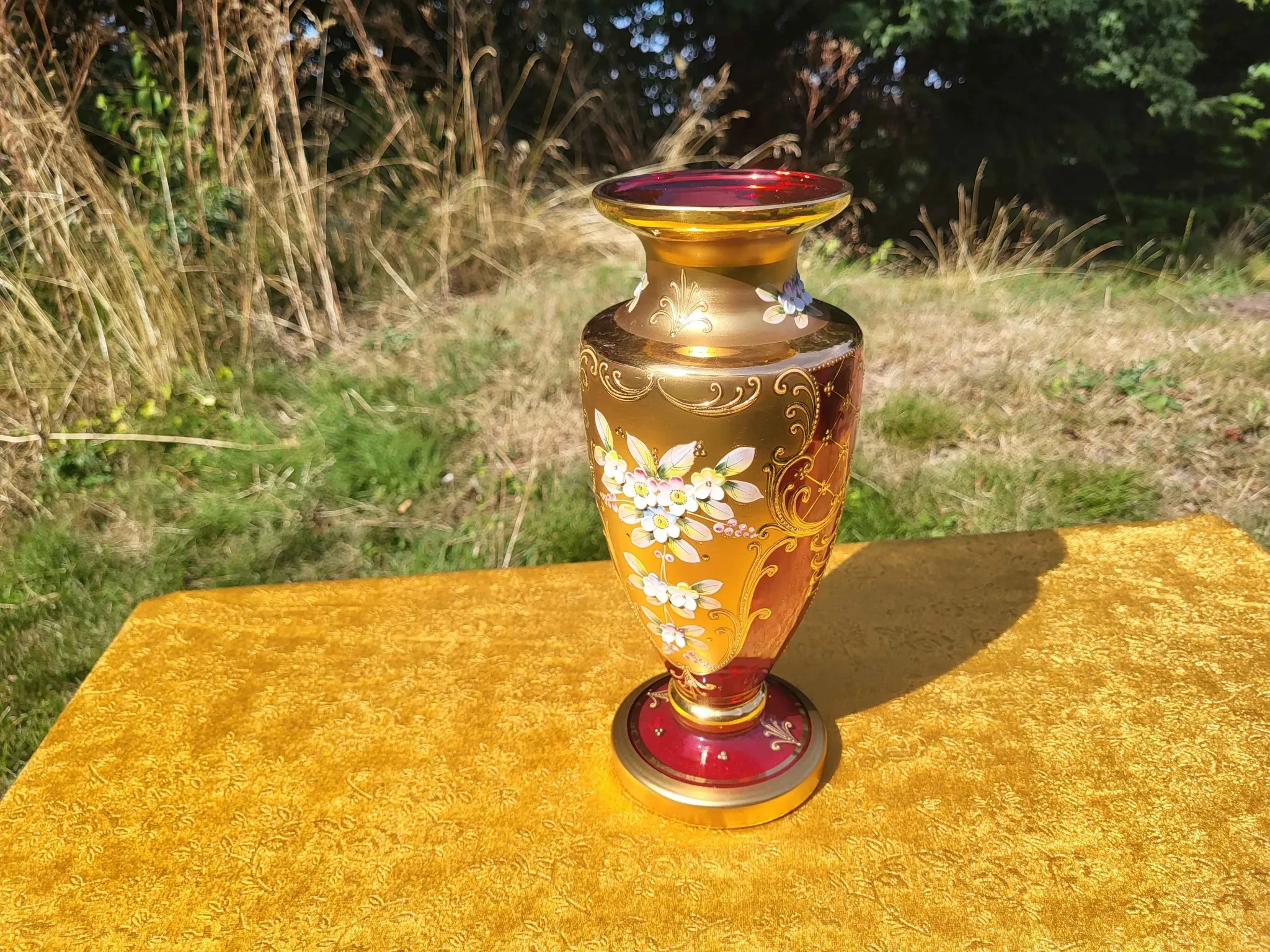 Bohemian Crystal Emerald Red/Rosa Vase with 24K Gold Encrusted Floral Desig