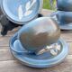 3 tasses et sous-tasses grès bleu et blanc vintage signé