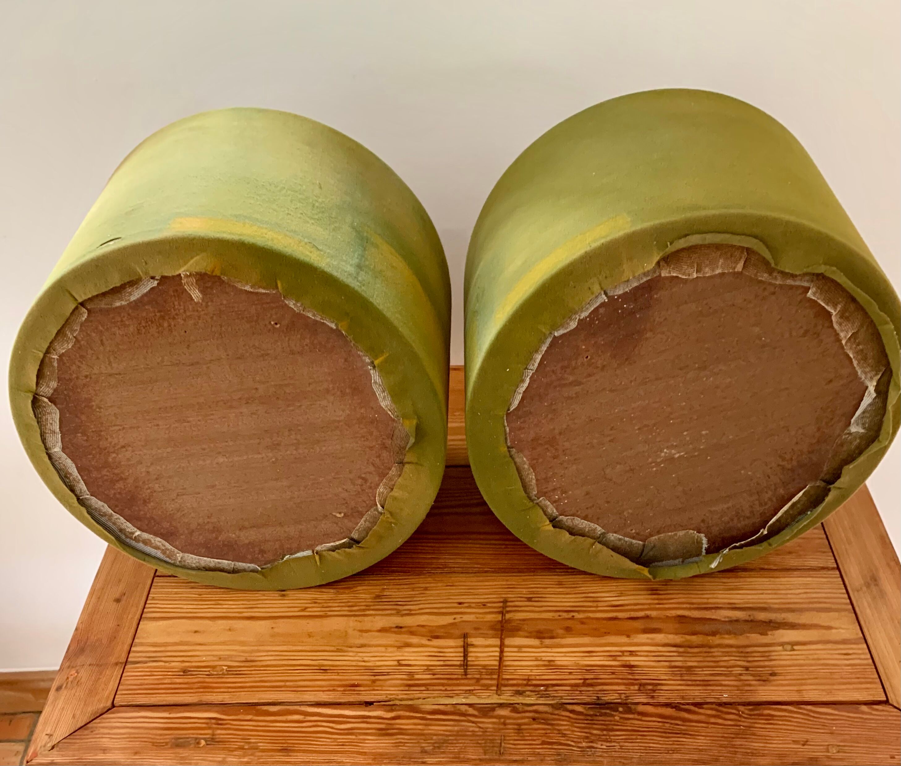 Pair of bedsides to hang