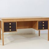 Domino Mobler Double Sided Desk
