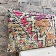 Vintage Berber kilim cushion cover: Moroccan wool cushion 60x40cm
