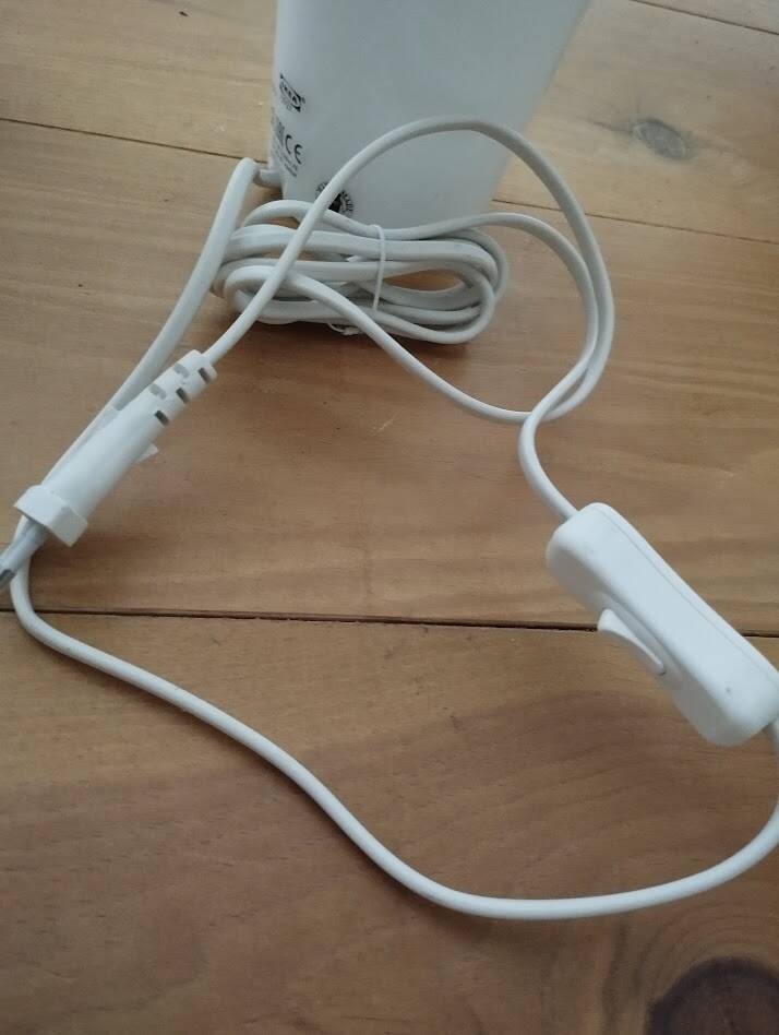 Ikea lytka lamp – fuchsia pink – scandinavian design