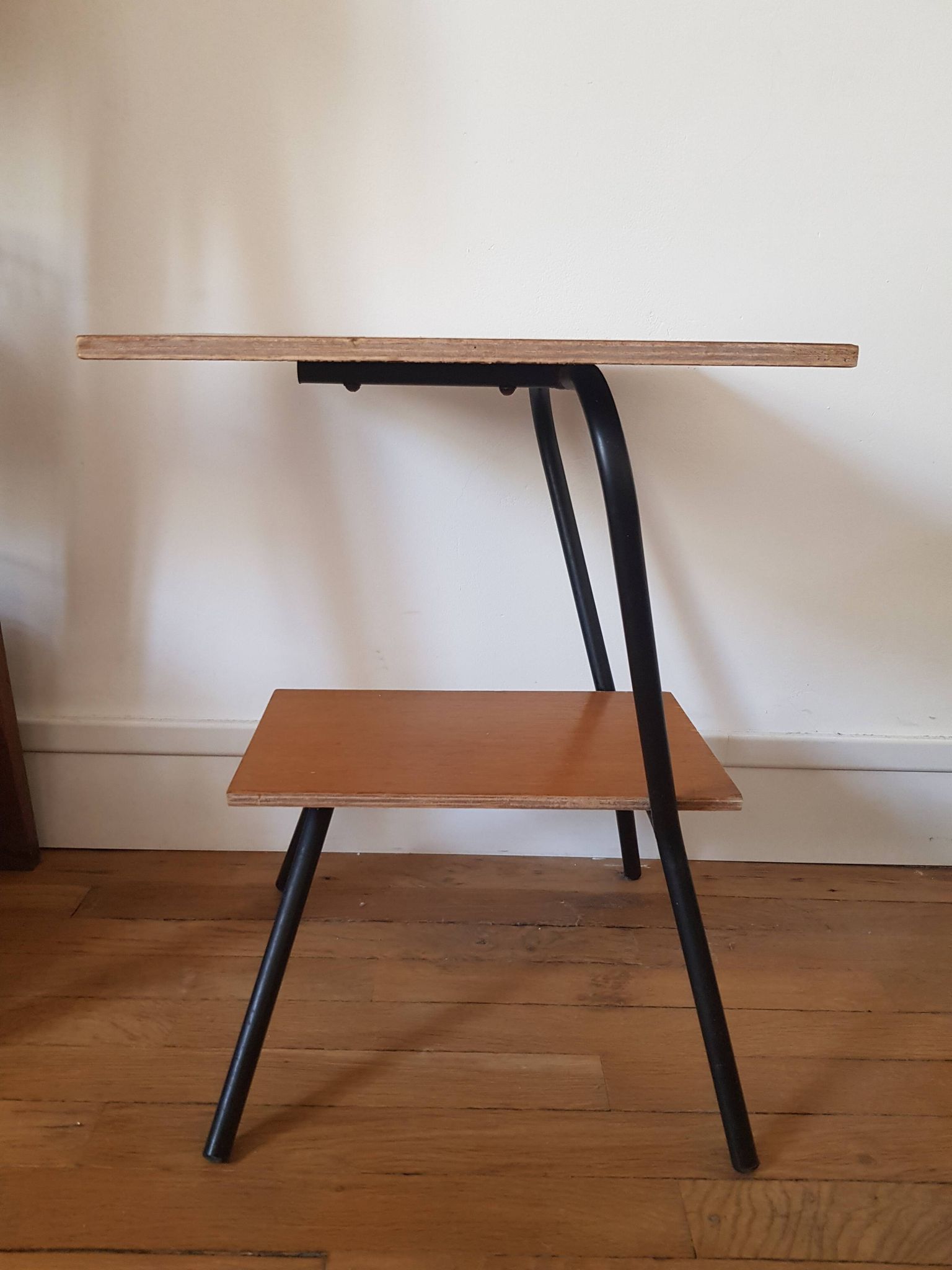 Vintage sofa end