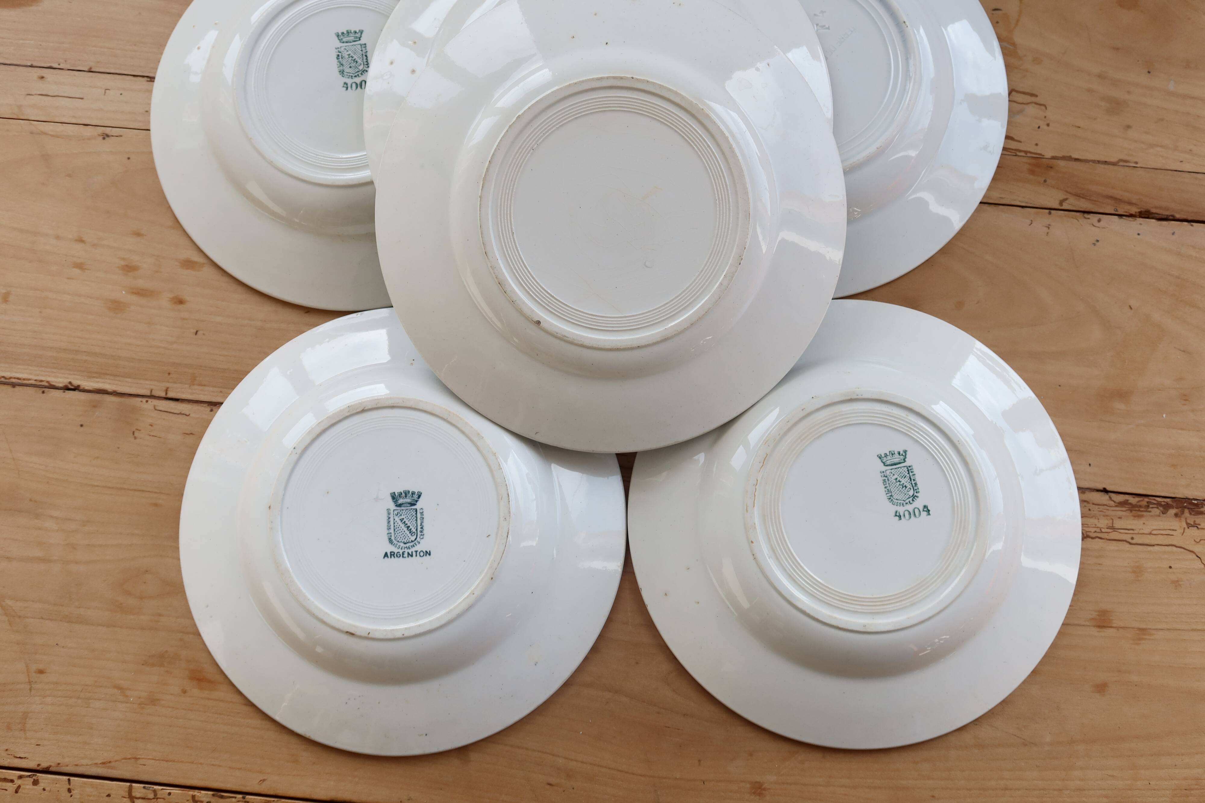 6 vintage ironstone deep plates mismatched - Blue and green tones