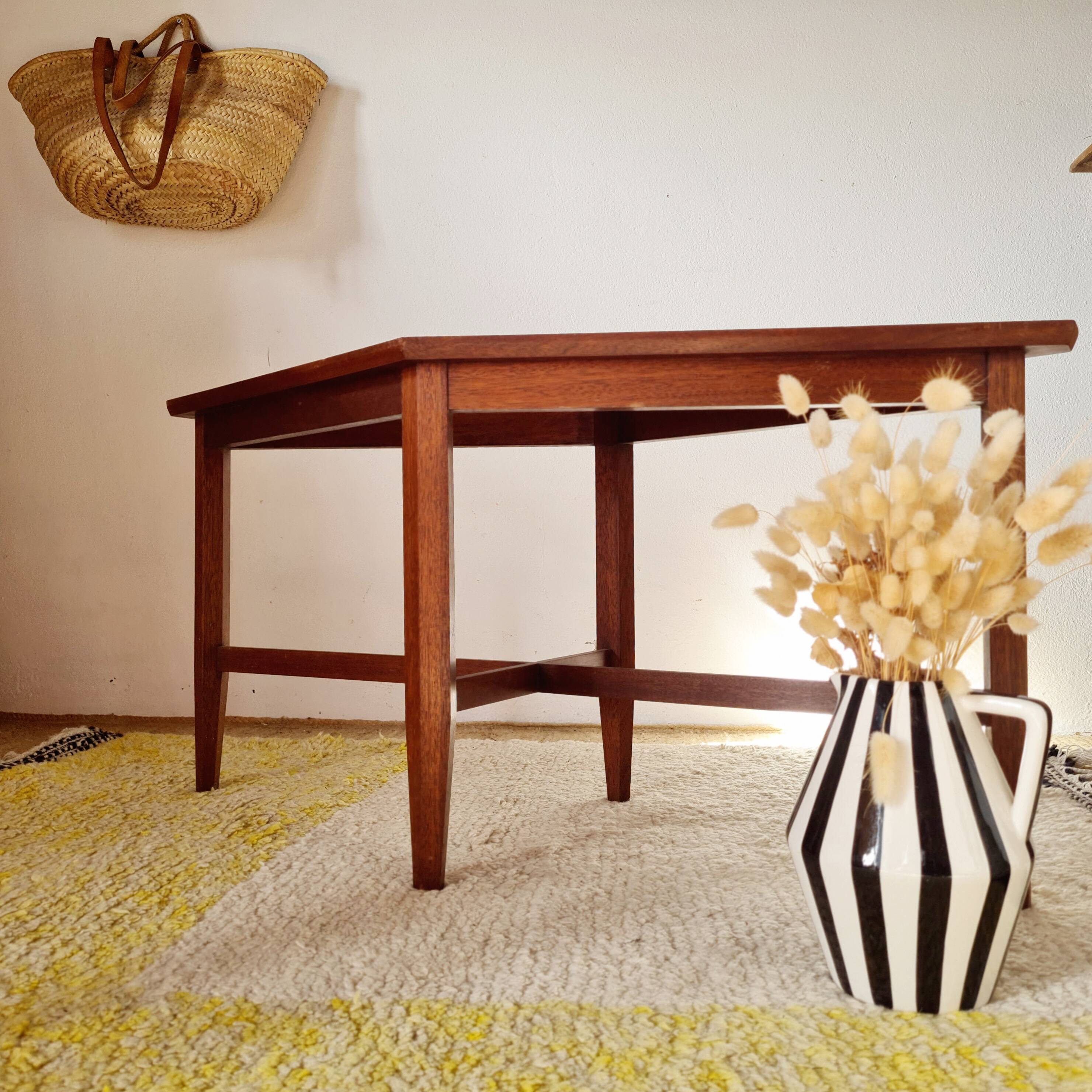Petite table basse / Bout de canapé géométrique années 50-60