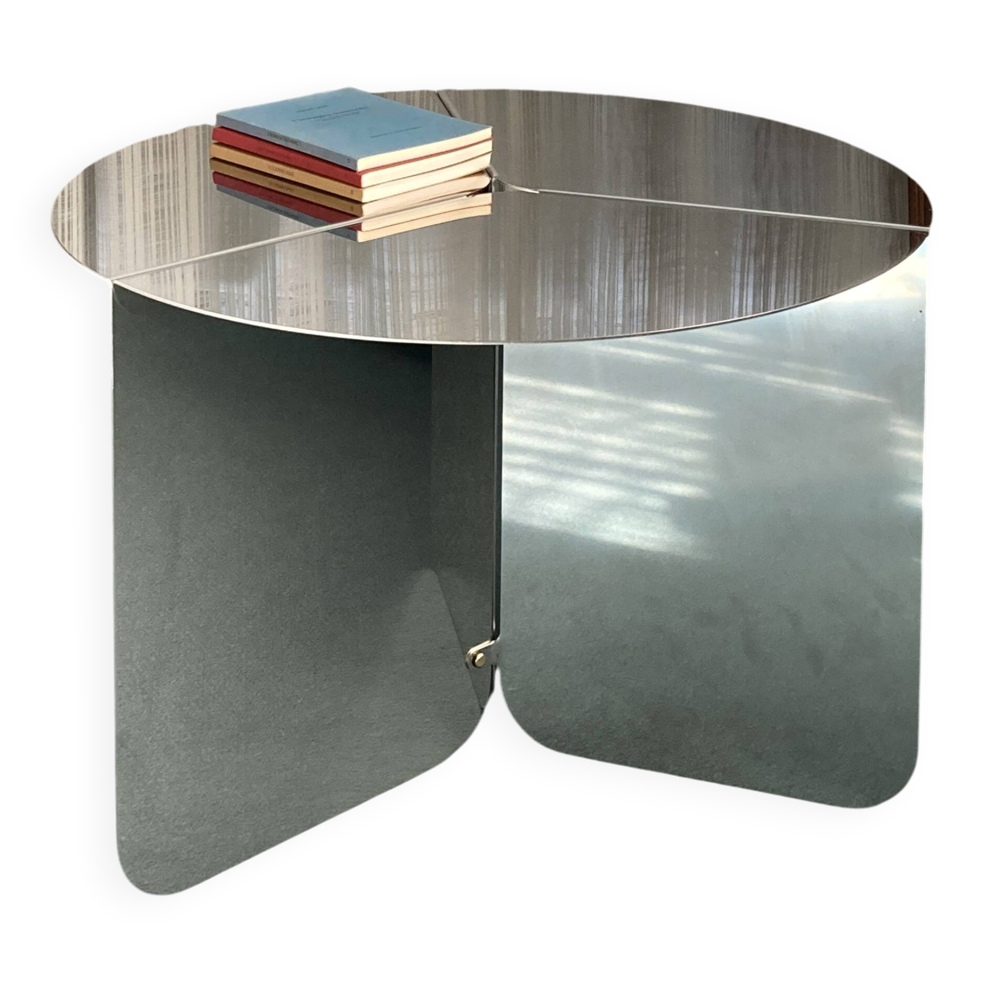 "120" coffee table in stainless steel, minimal design by folding metal