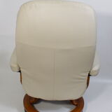 Stressless relaxation chair Consul (M) Classic in teak and ivory leather, Norway