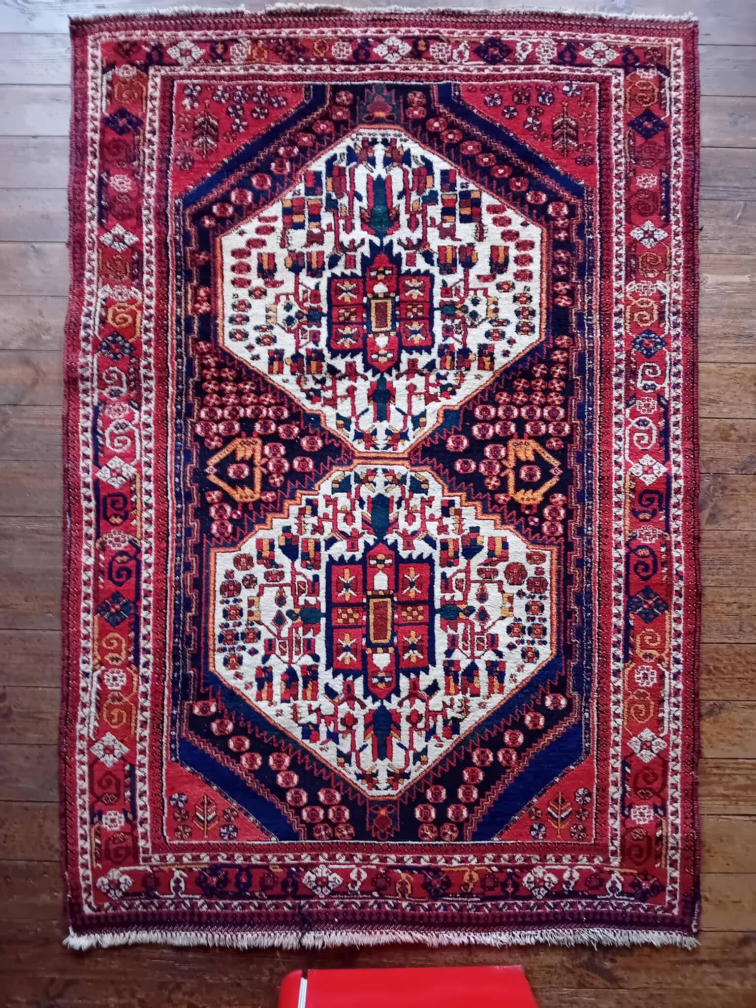 Handmade Persian rug 190x130cm