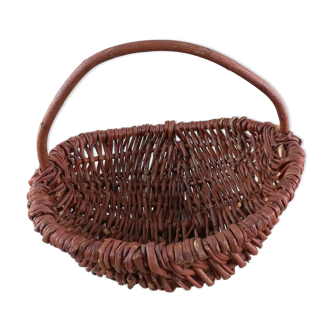 Panier en osier tressé