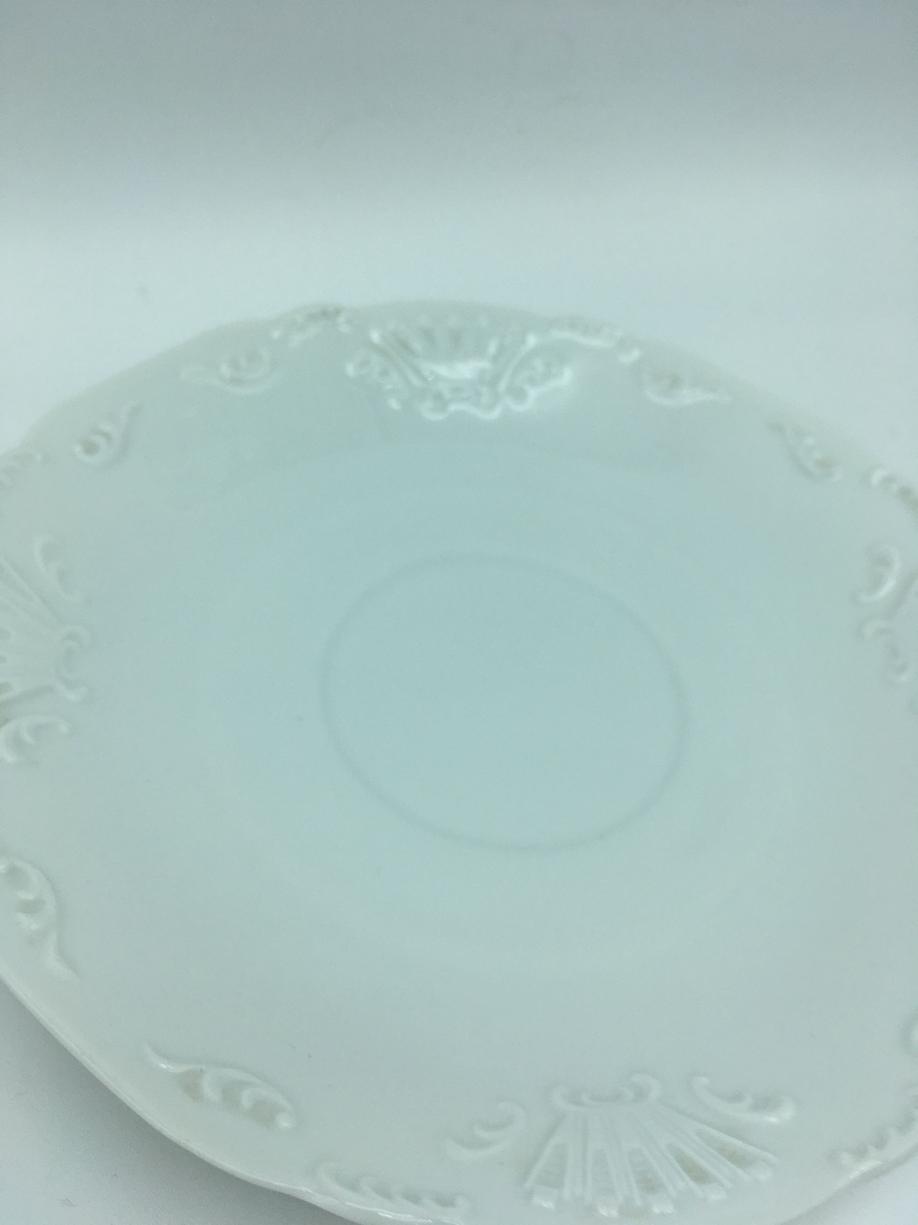 4 broth bowls in taraud limoges porcelain.