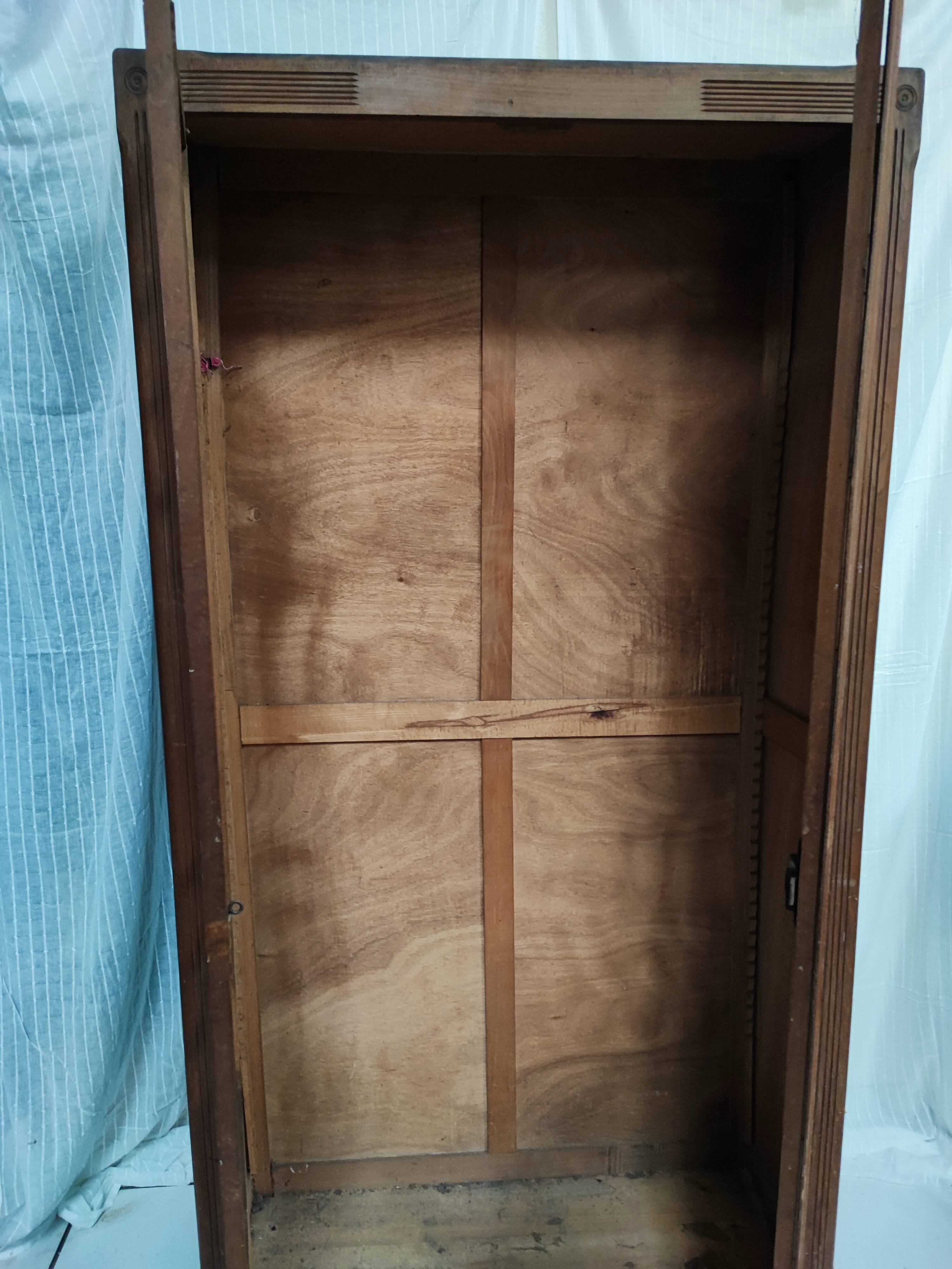 Parisian glazed wardrobe to retype