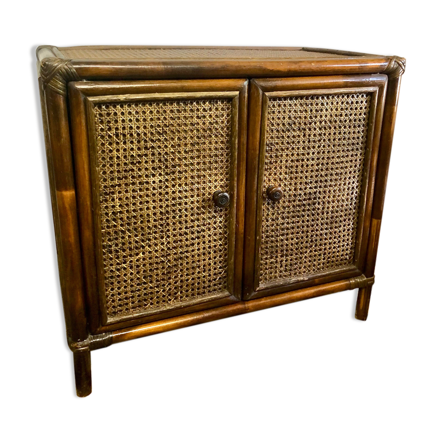 Bamboo furniture, rattan and canning