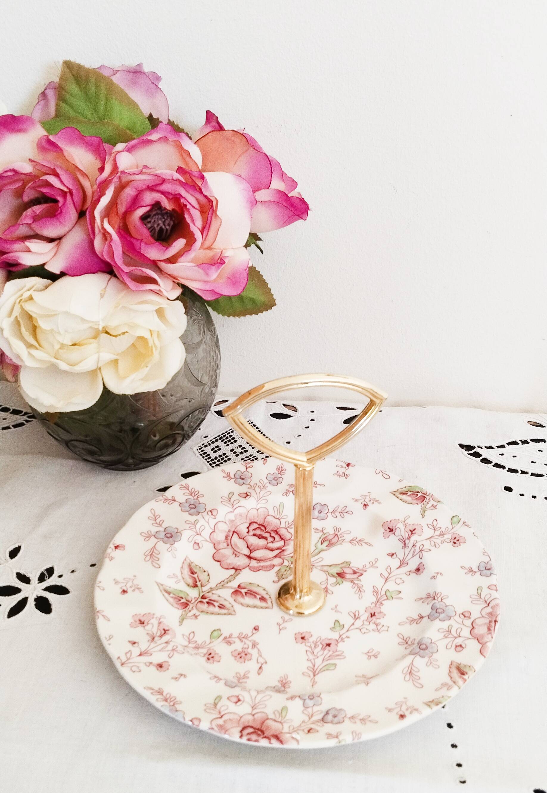 Johnson Bros Rose Chintz Servant - Made in England