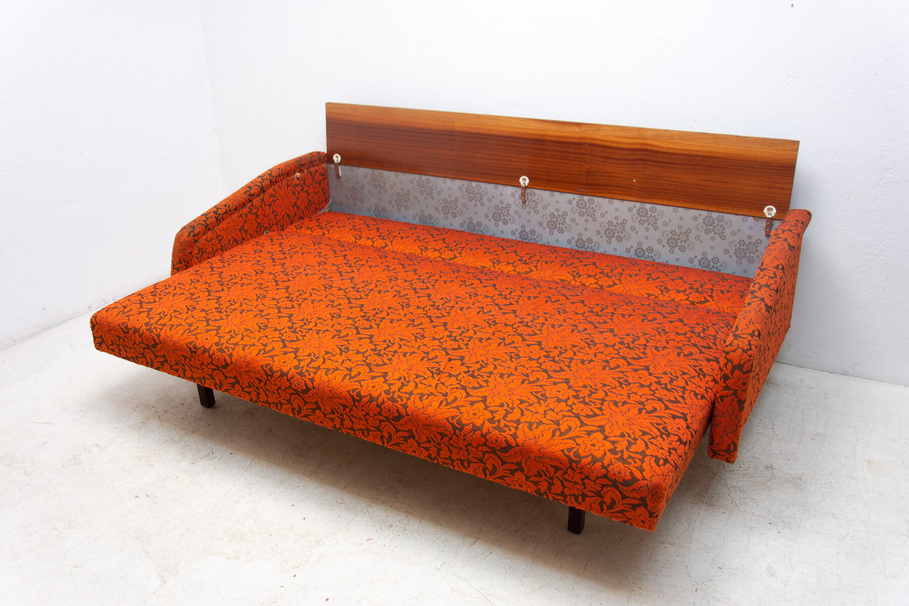 Canapé-lit pliant du milieu du siècle, années 1960, Tchécoslovaquie