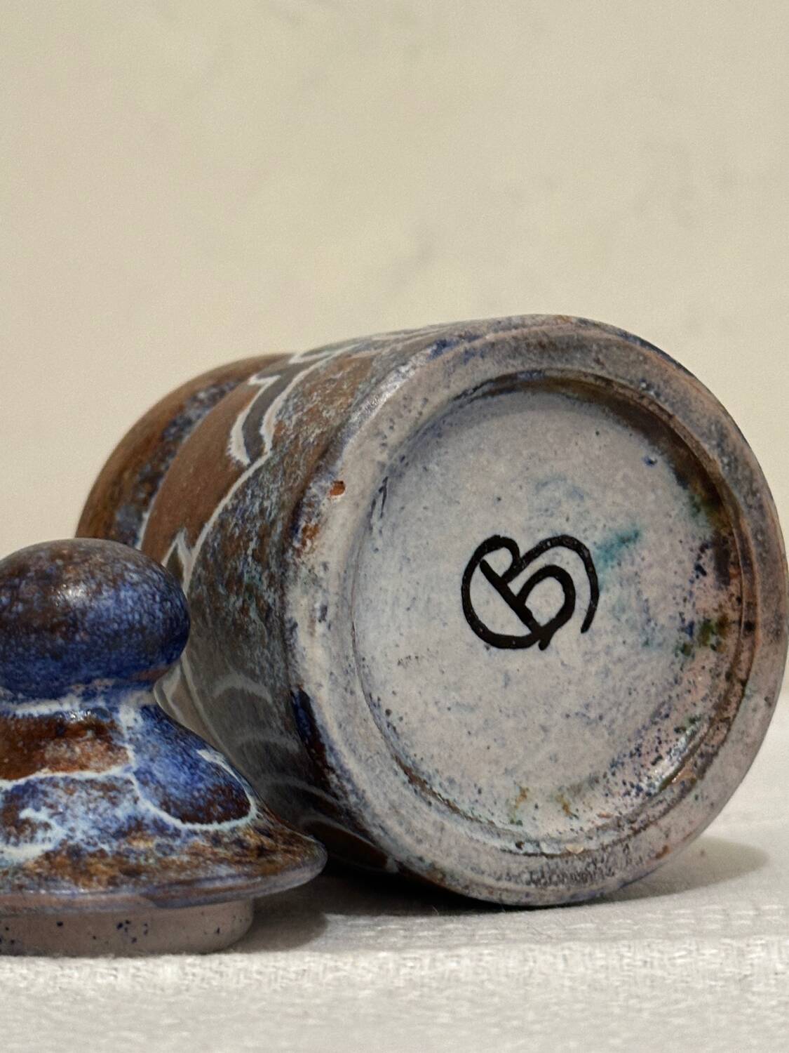 Small ceramic pot by Bernard Buffat