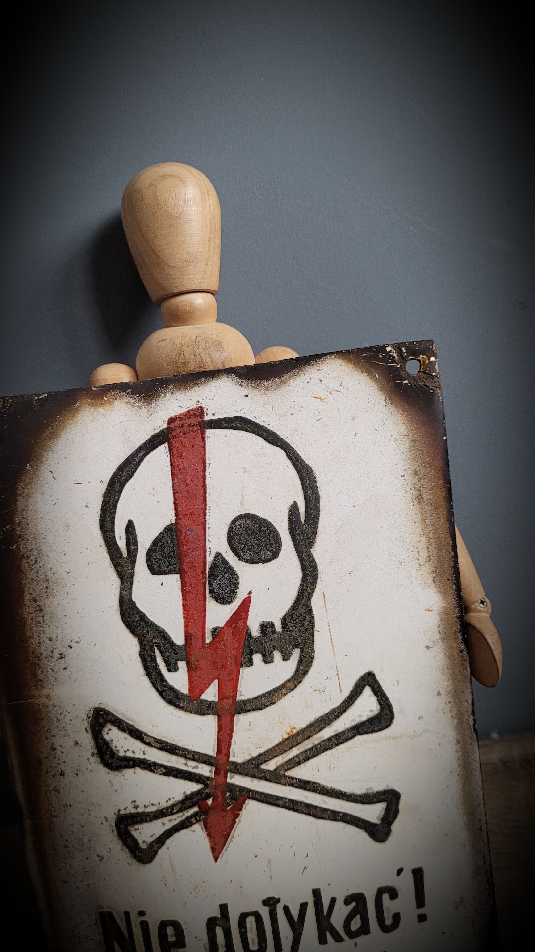 Skull 1 straight flash enamel plate