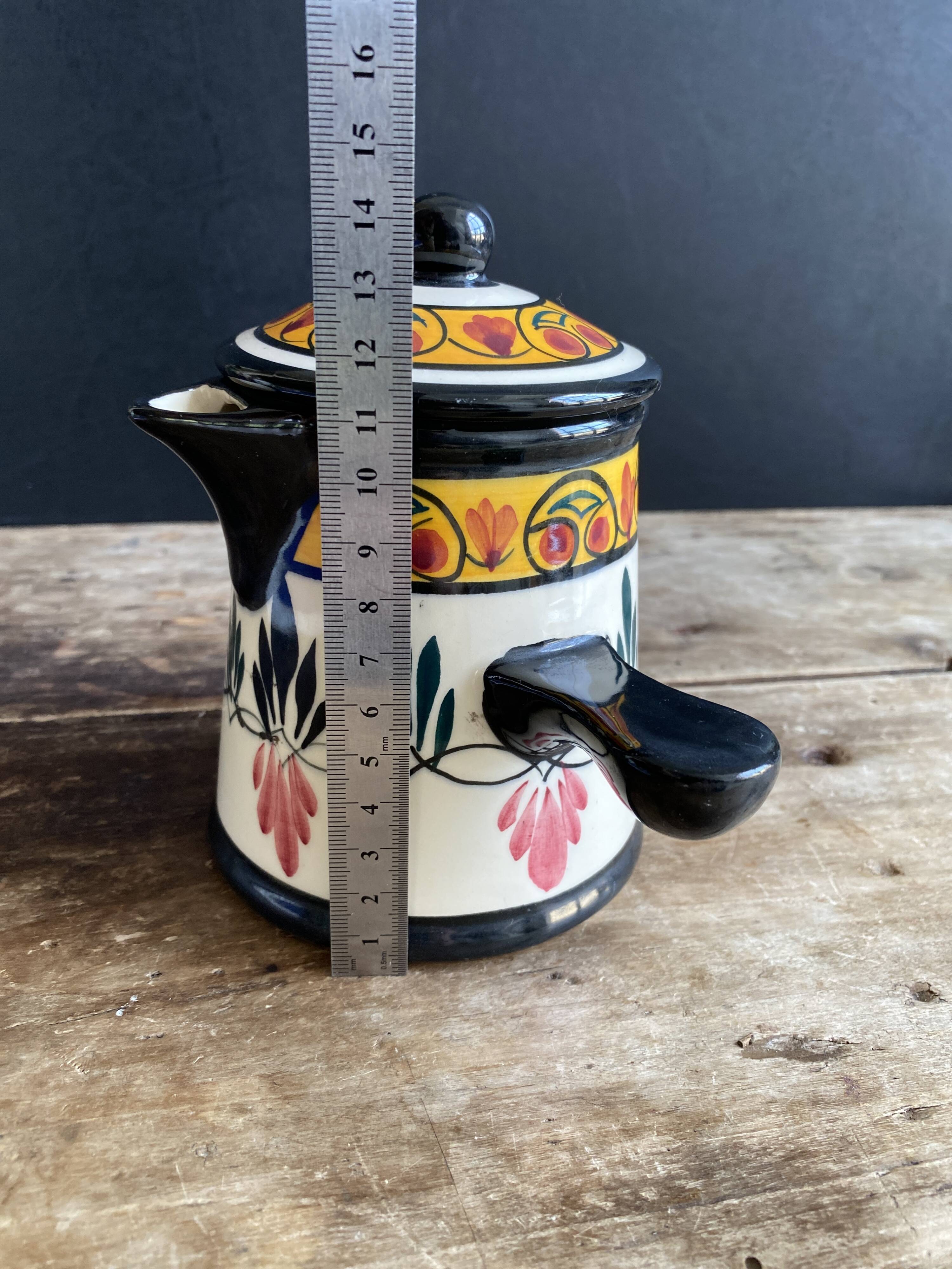 Superb authentic jug / chocolate pot from the Saint-Jean factory.