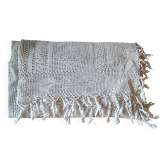 Dessus de lit en coton blanc , Ancien jeté de lit en crochet  motifs fleurs