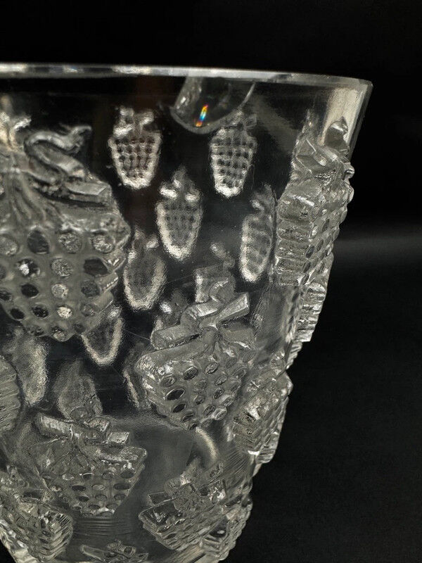 René Lalique "Malaga" model vase, pressed molded glass, circa 1937