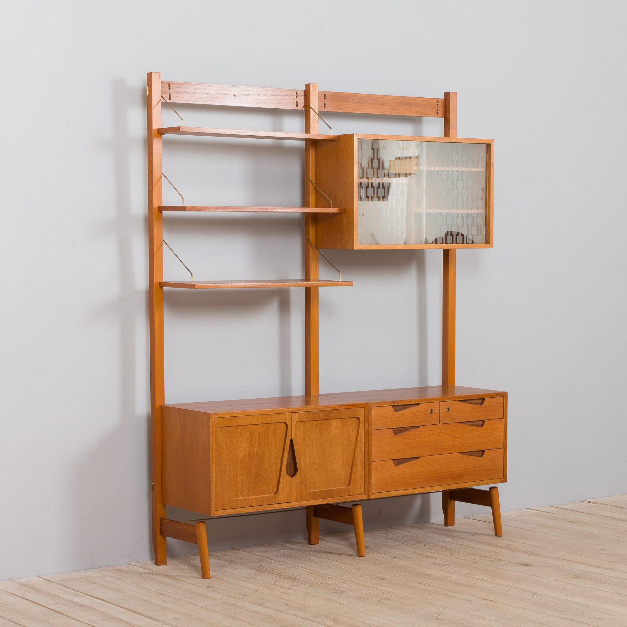 Rival 2 bay free standing teak wall unit with 3 cabinets and 3 shelves by Brodrene Jatogs Norway, Kj