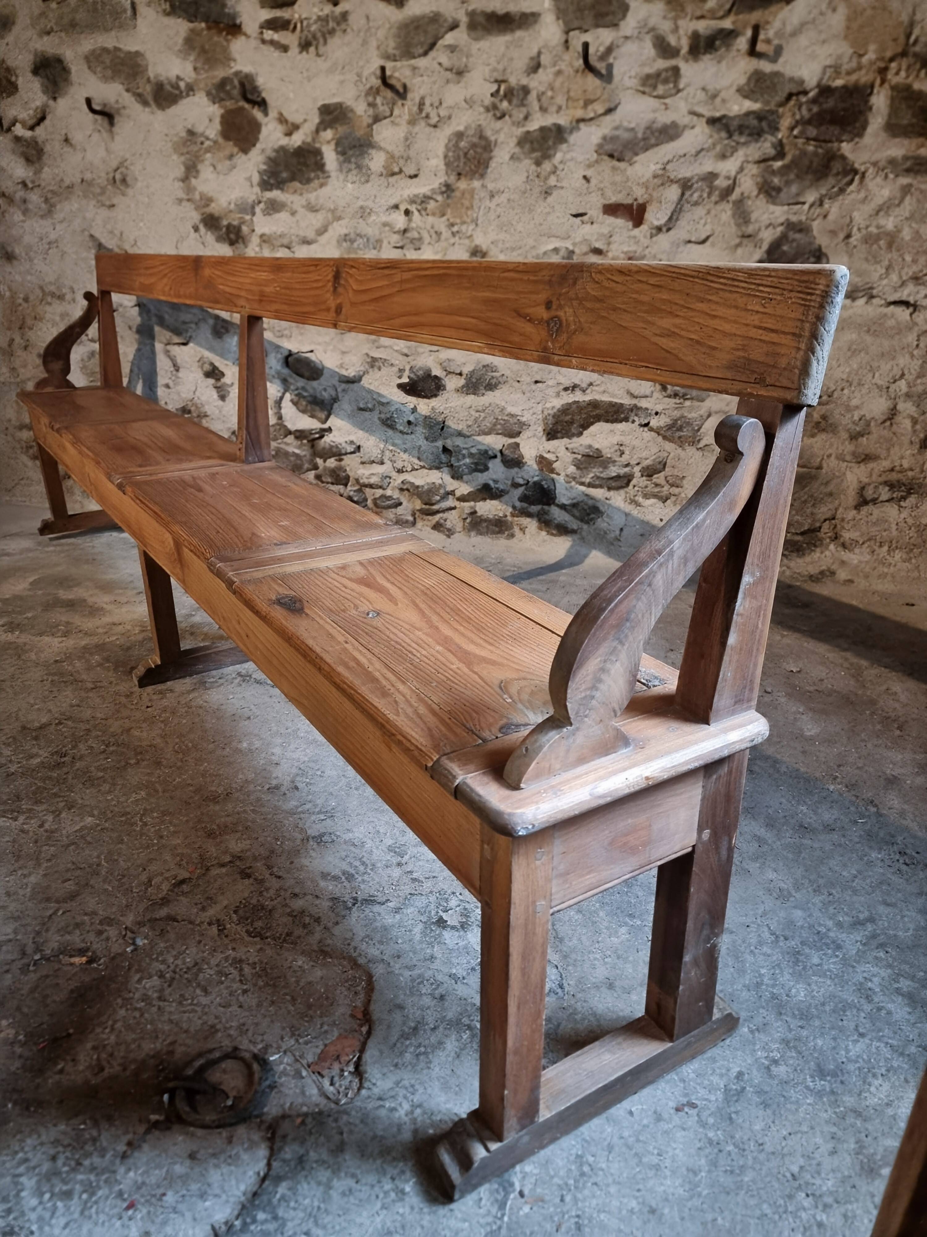 Banc de monastère antique XXL – Long banc de rangement en pin avec cadre en chêne, vers 1900–1920