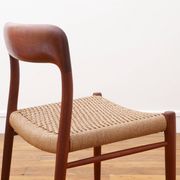 Chaise  Niels Otto Møller -  Corde danoise refaite -  modèle 75