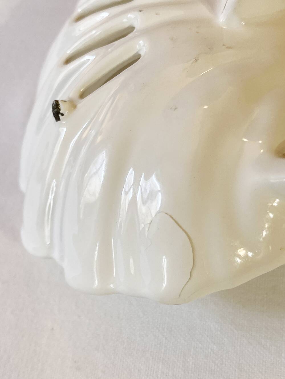 White enameled cast iron soap dish