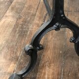 Bistro oak table