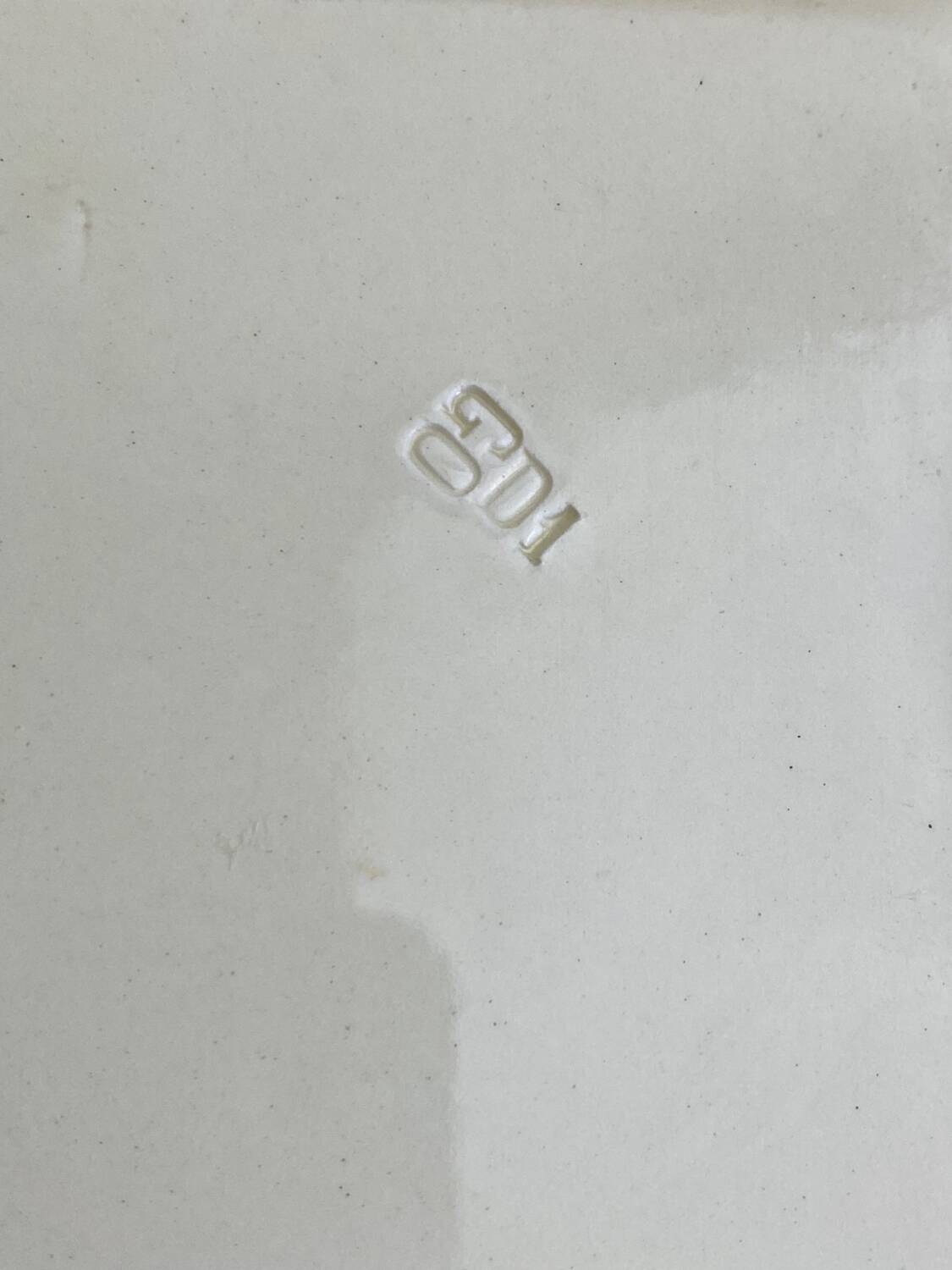 Gien porcelain cake dish, Lorraine model