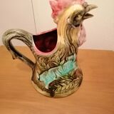 Pitcher in slurry of the gallic rooster