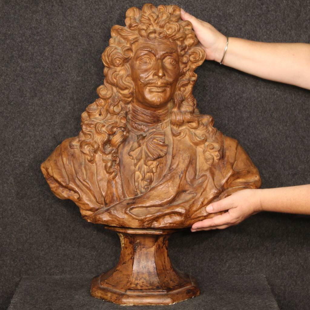 Grande sculpture française en terre cuite