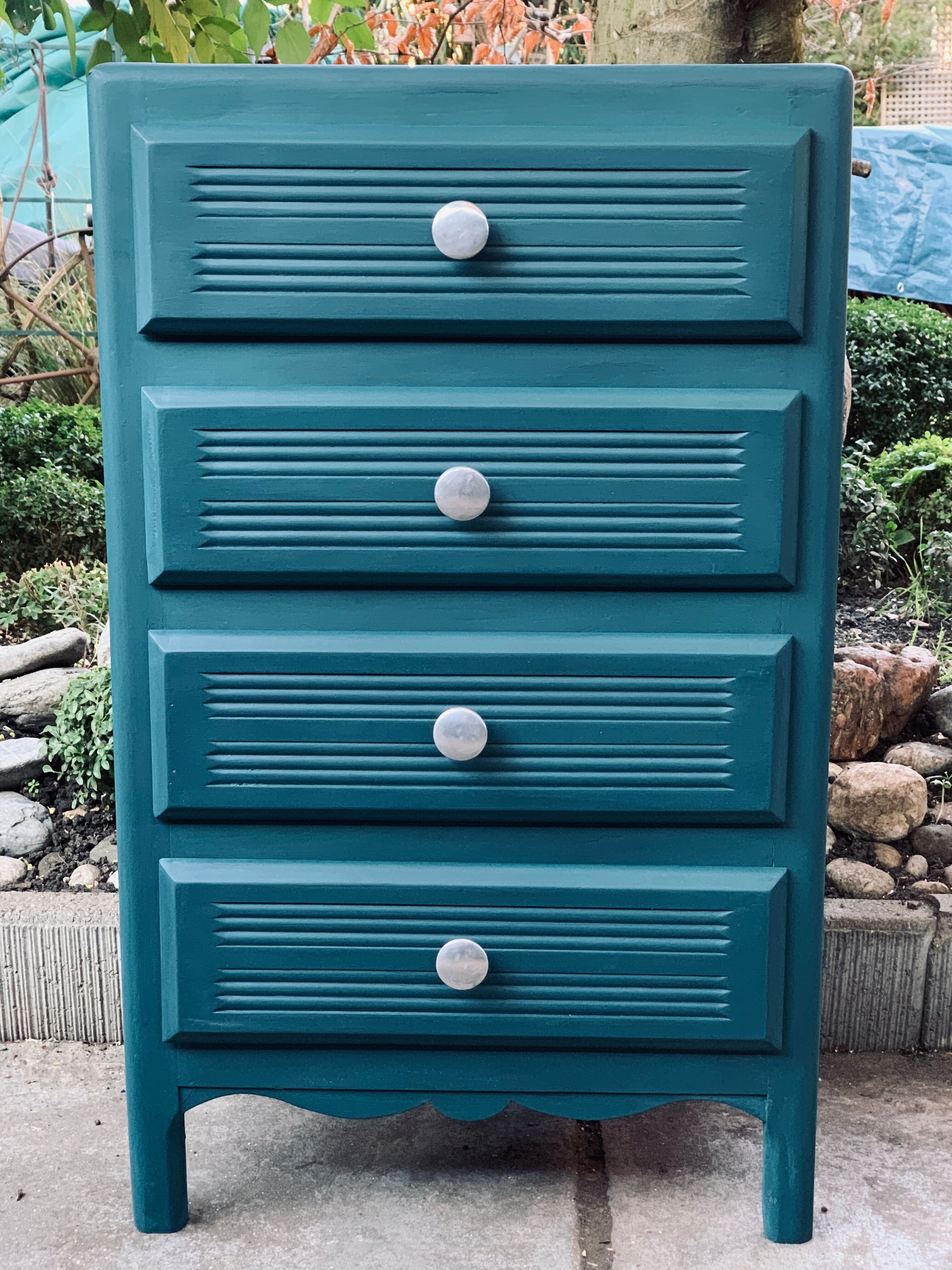 Art Deco chest of drawers