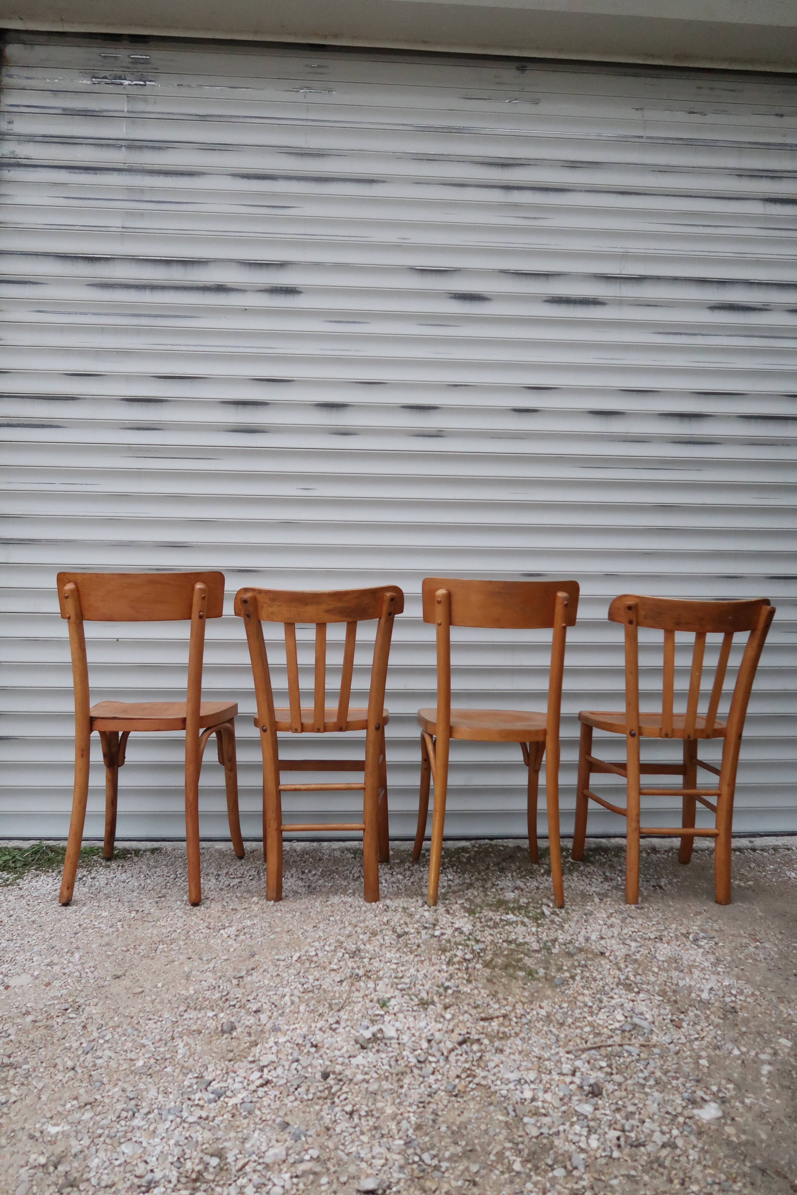 Lot de 4 chaises bistrot Thonet et Baumann