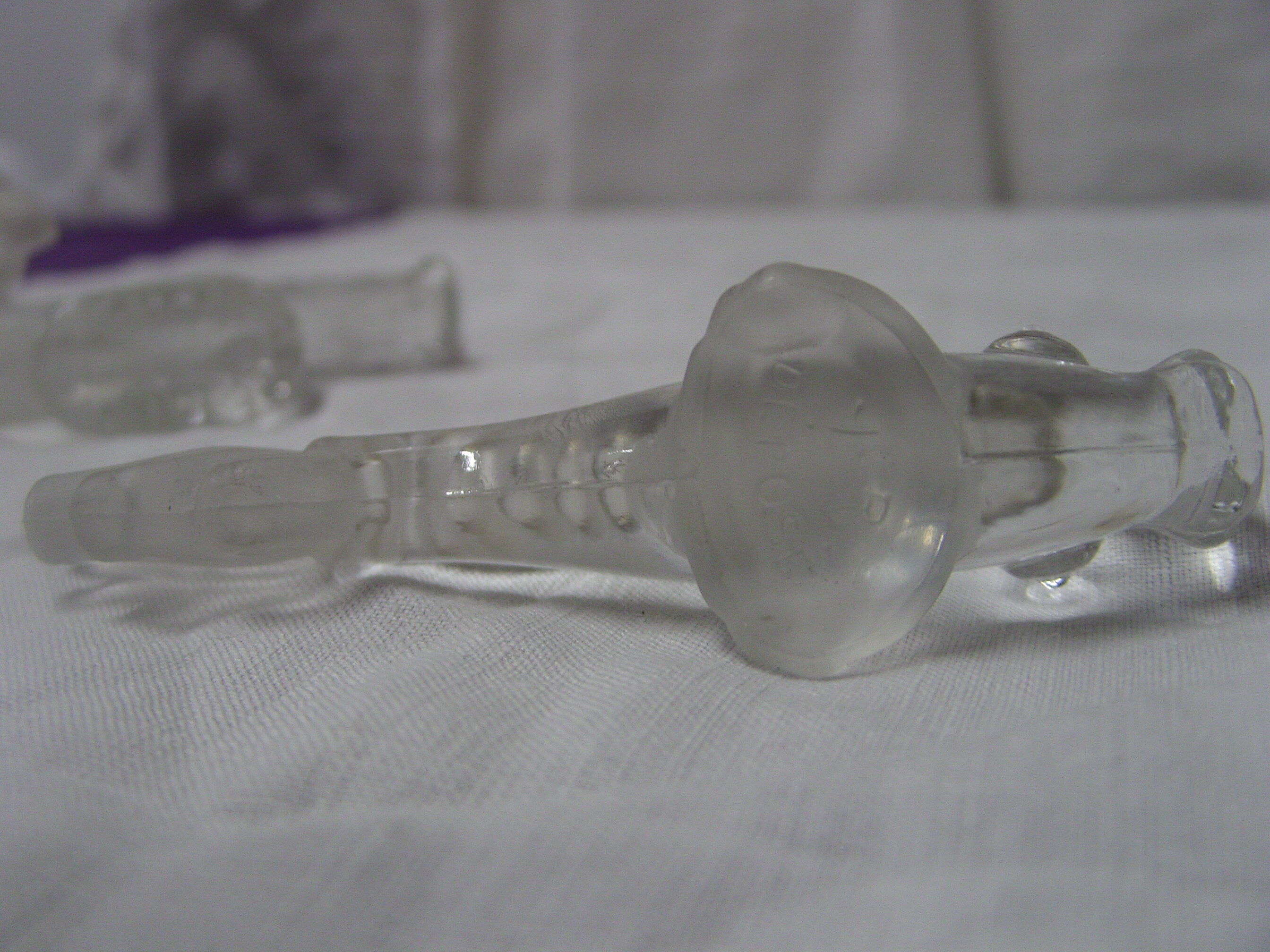 6 vintage animal glass knife holders