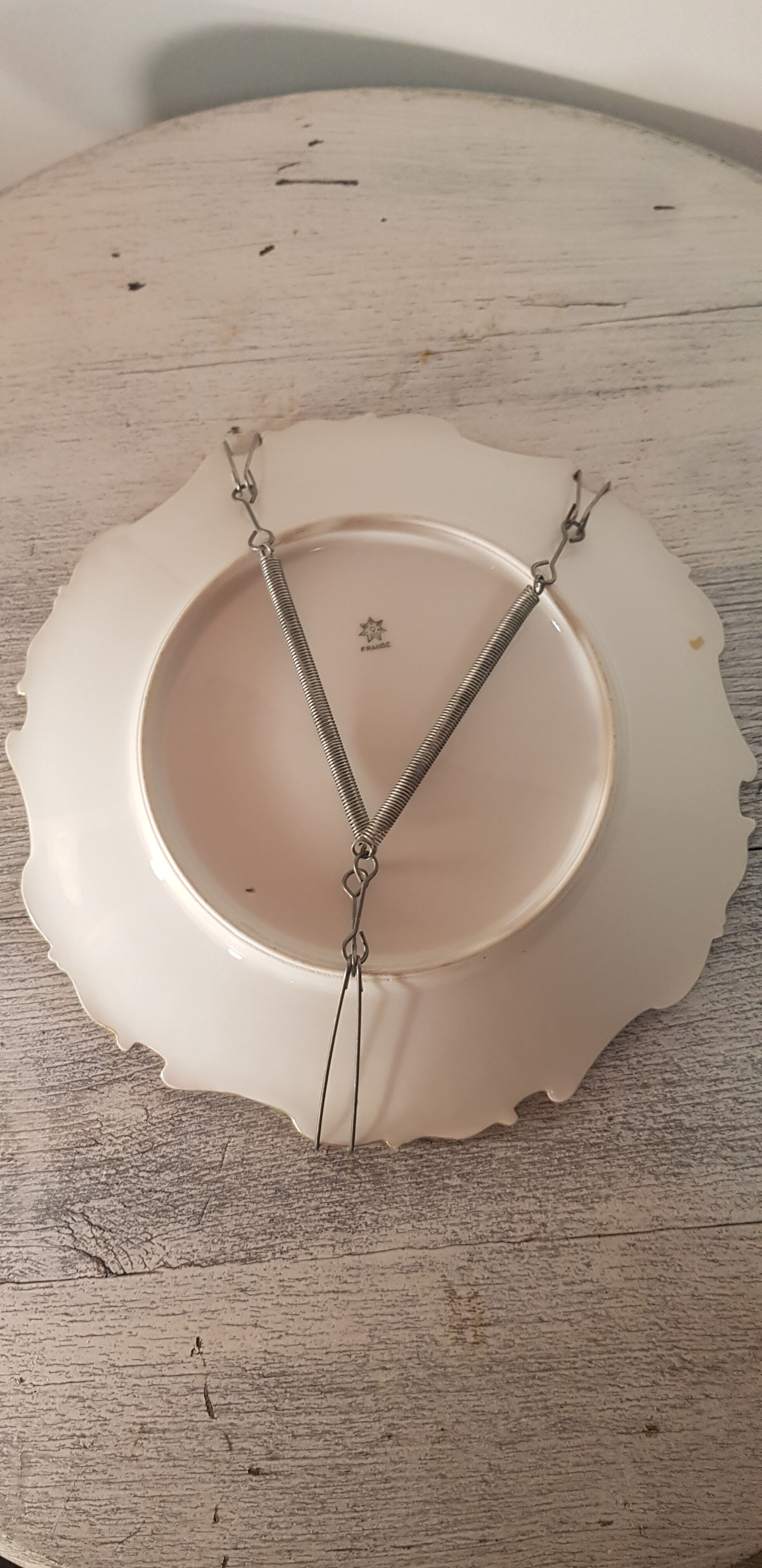 Porcelain plate hunting decoration