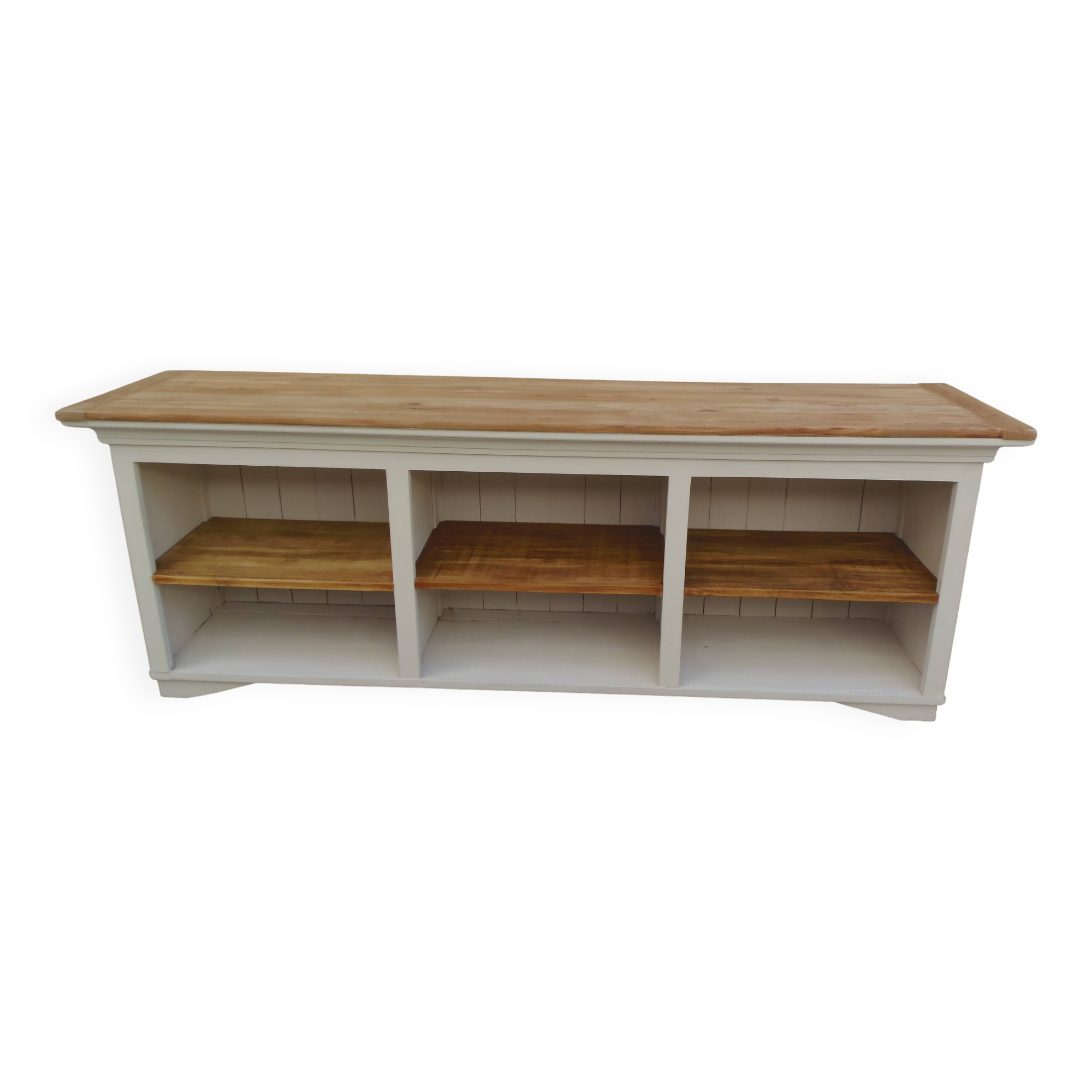 Craft furniture enhanced in pearl gray, shelves and top in raw wood.