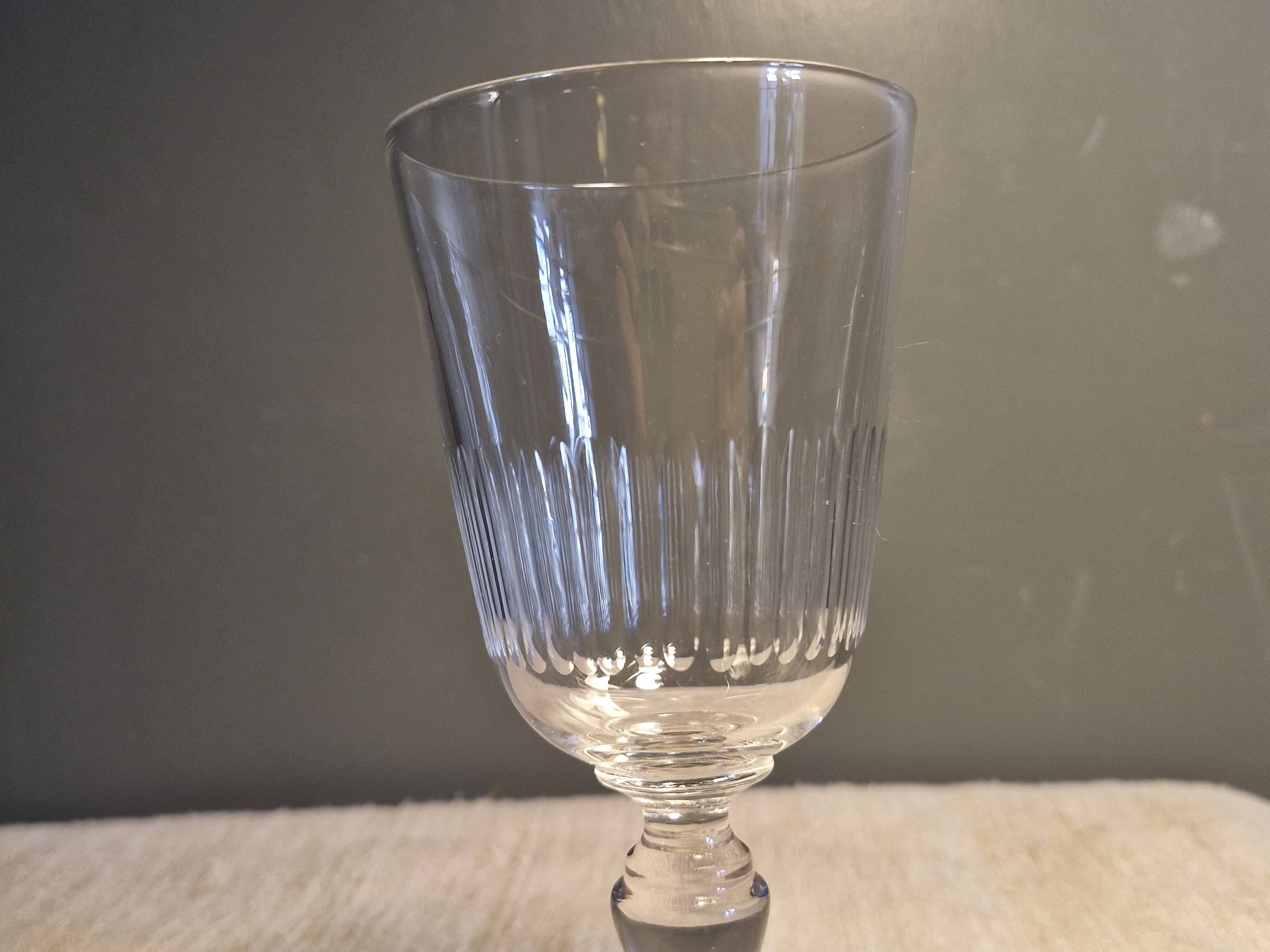2 Verres a eau/Vin anciens à fines cotes - Cristal de Baccarat