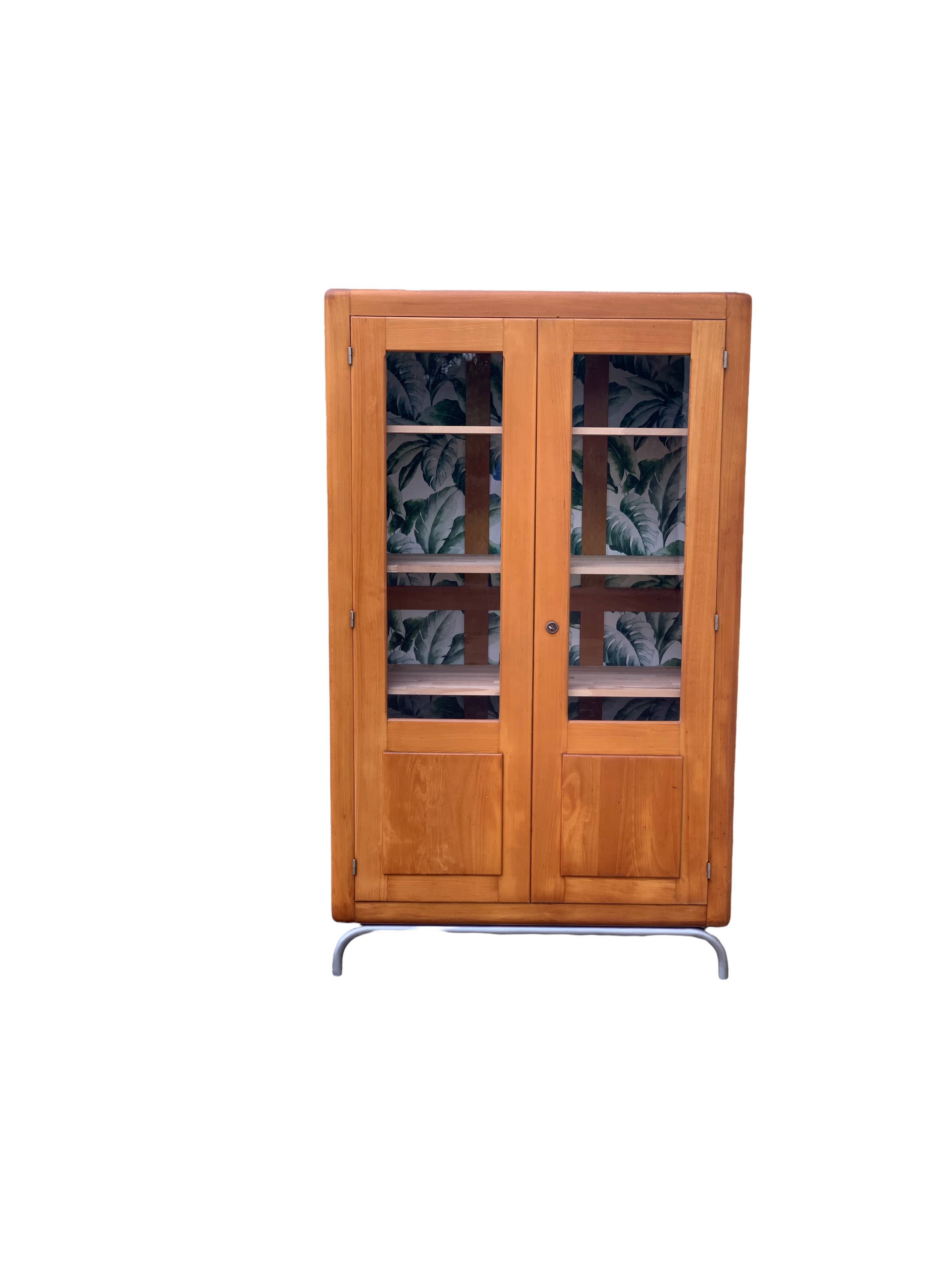 Primary school glass cabinet 1950