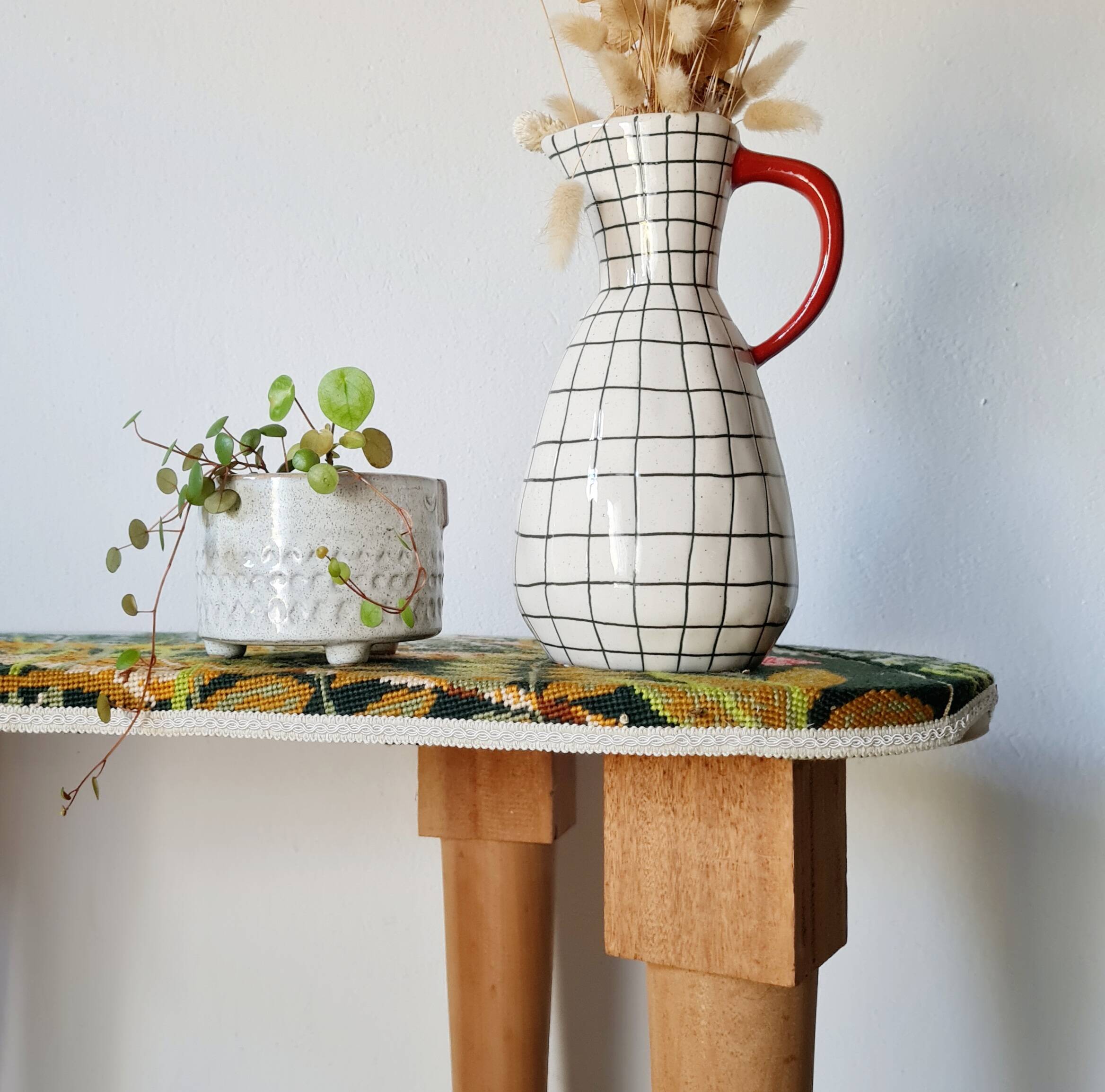 Tapered leg console table - bean-shaped canvas top