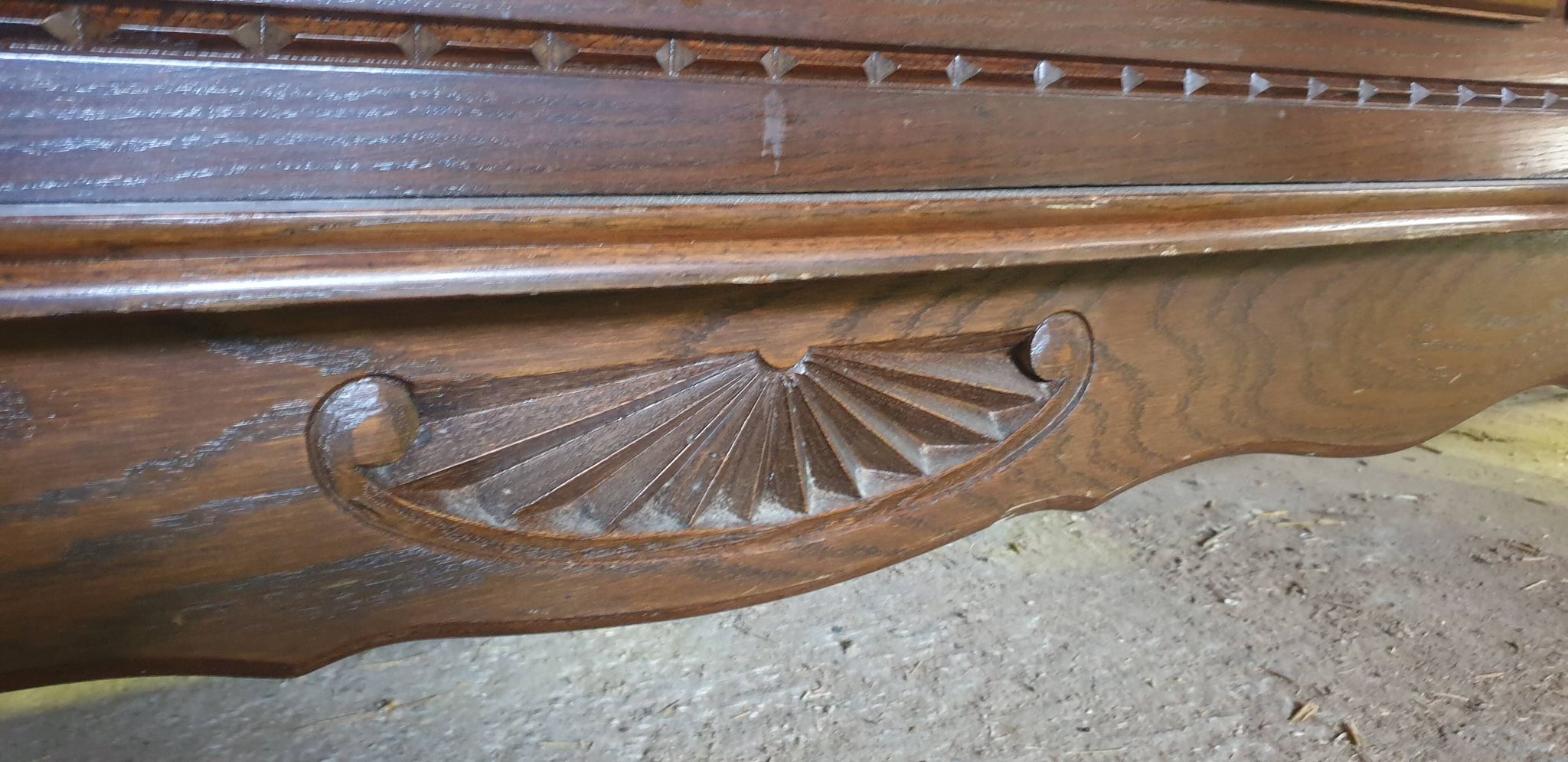 Imposing Basque furniture with regional crosses and original central door - 20th century
